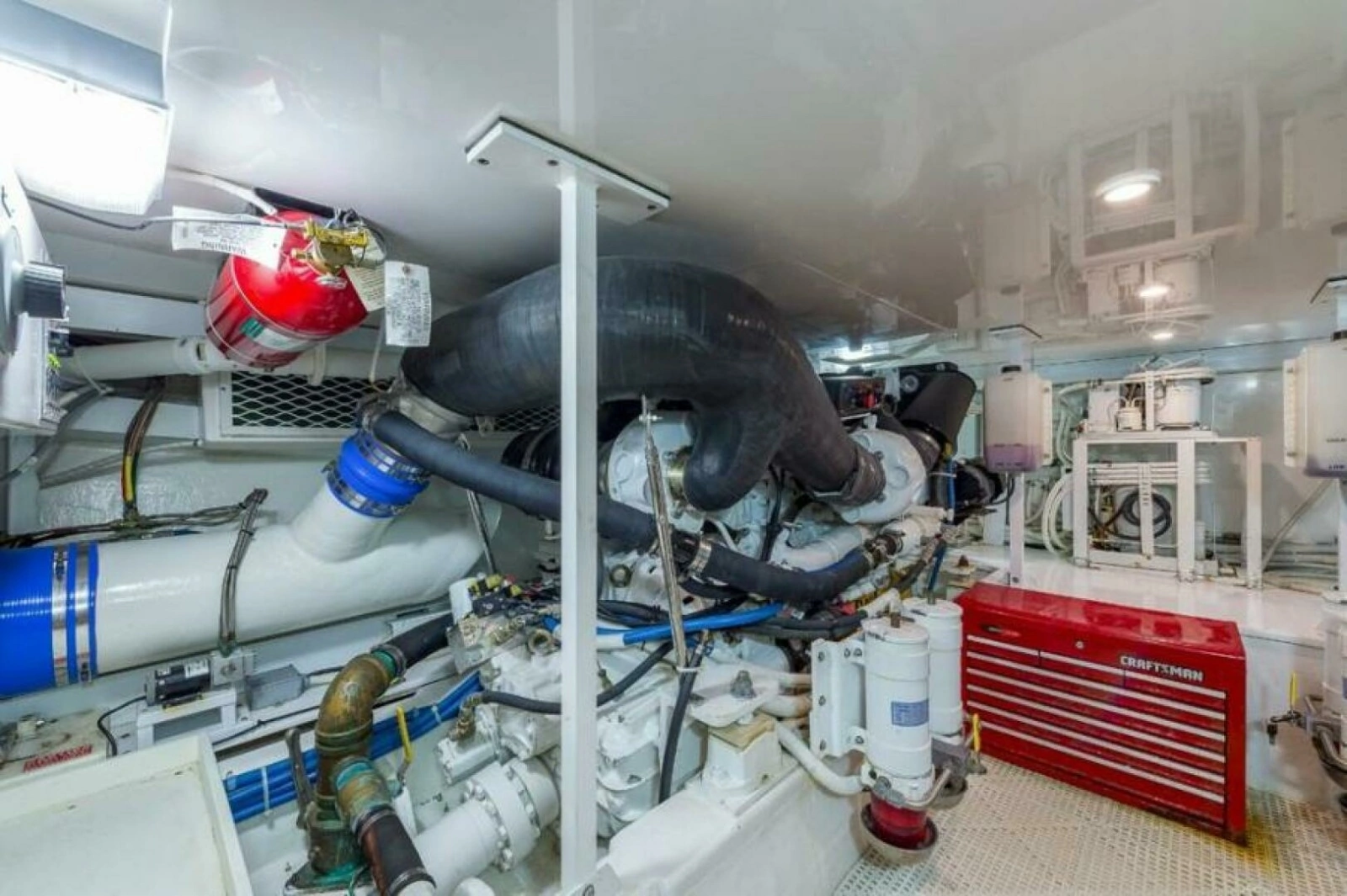 Post 53 - Ros Lyn - Engine Room