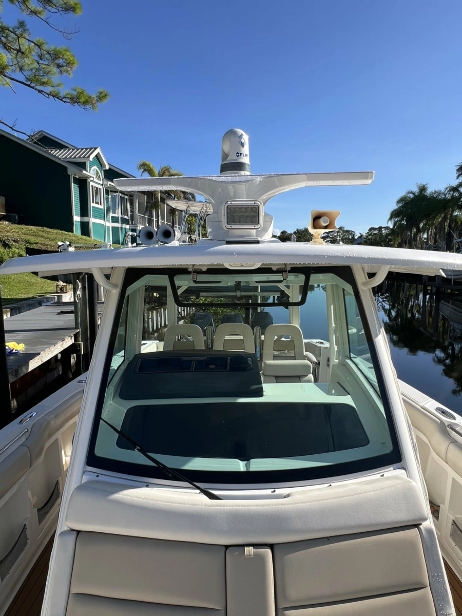 2017 Boston Whaler 380 Outrage