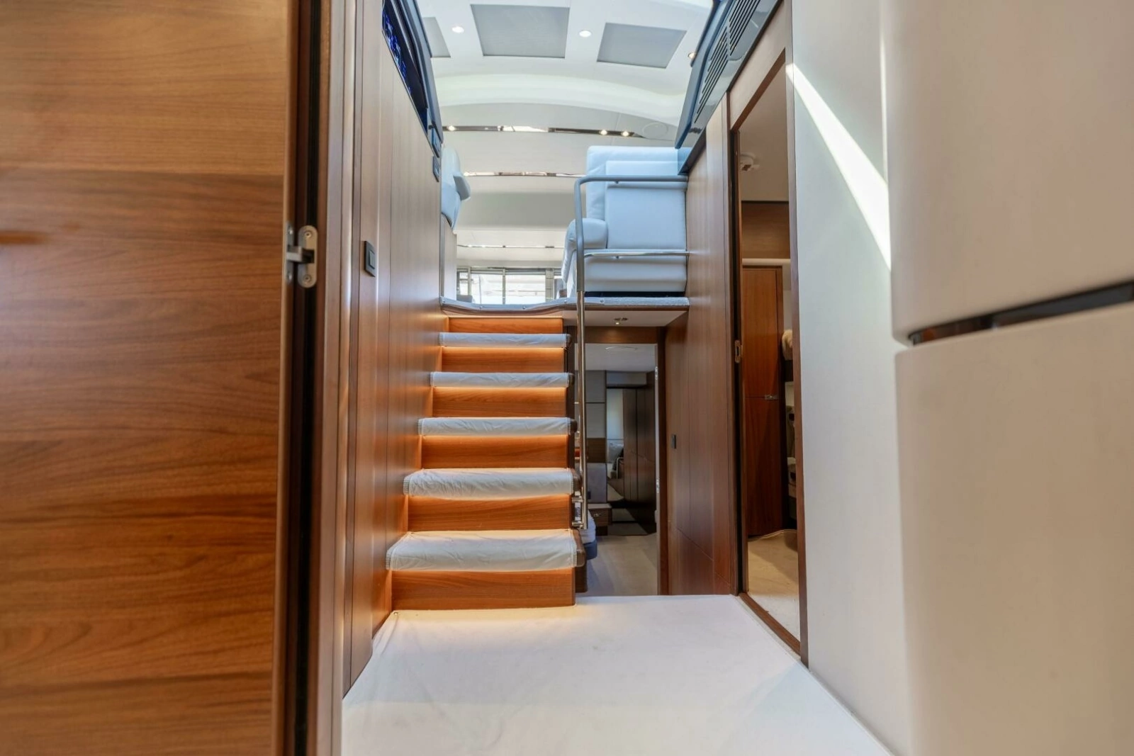 CREWSZING 65ft Princess Yacht For Sale