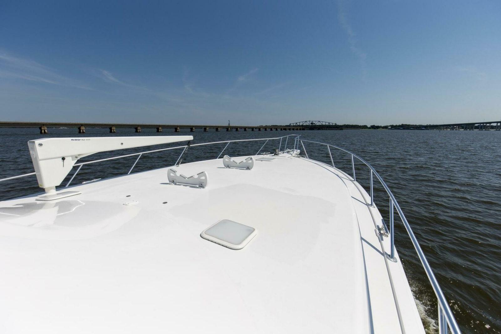 64' 2007 Viking 64 Enclosed Bridge
