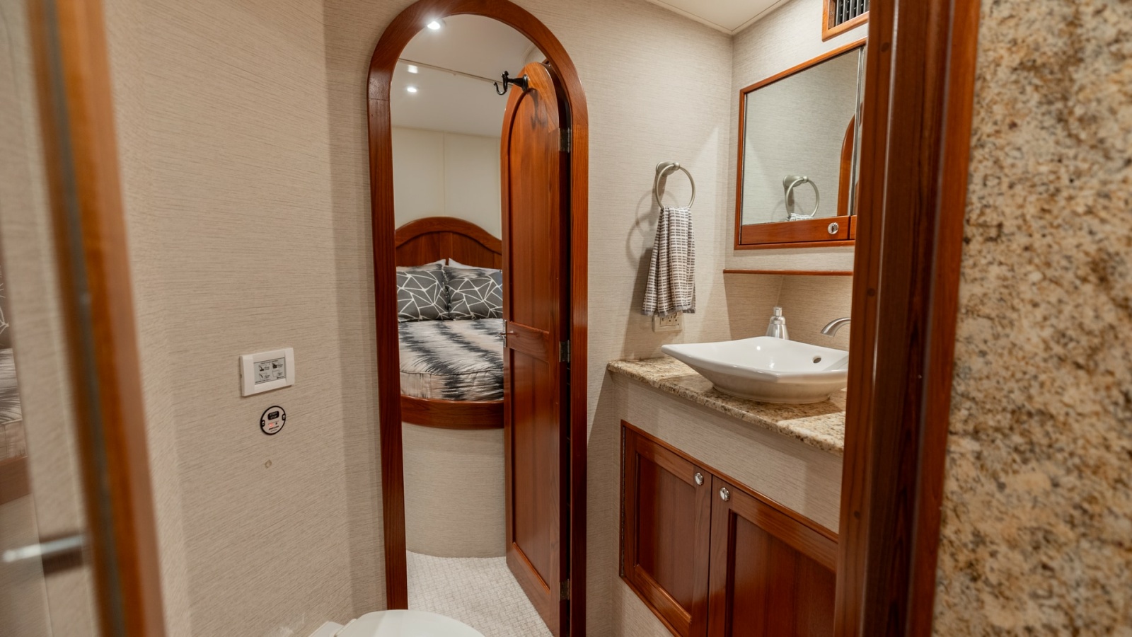 Luxurious Ensuite Bathroom