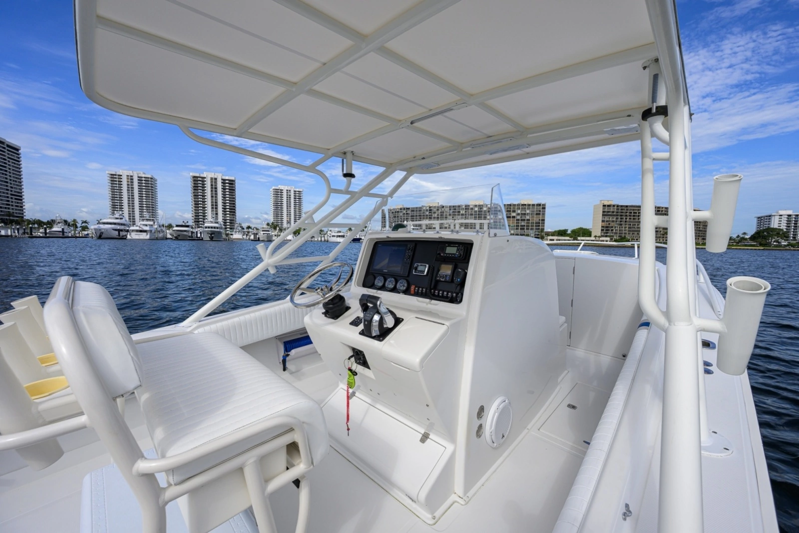 Jupiter 31 Helm Electronics
