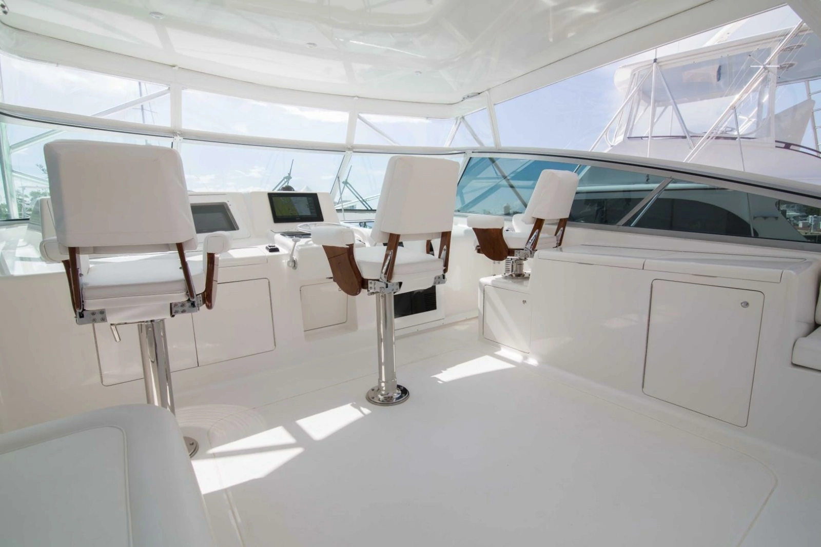 Viking 50 - Tiger Six - Helm Deck