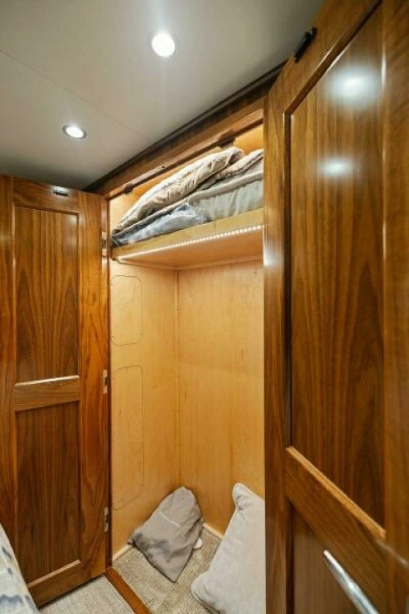 2021 Viking 68 CNV 'Plan B'