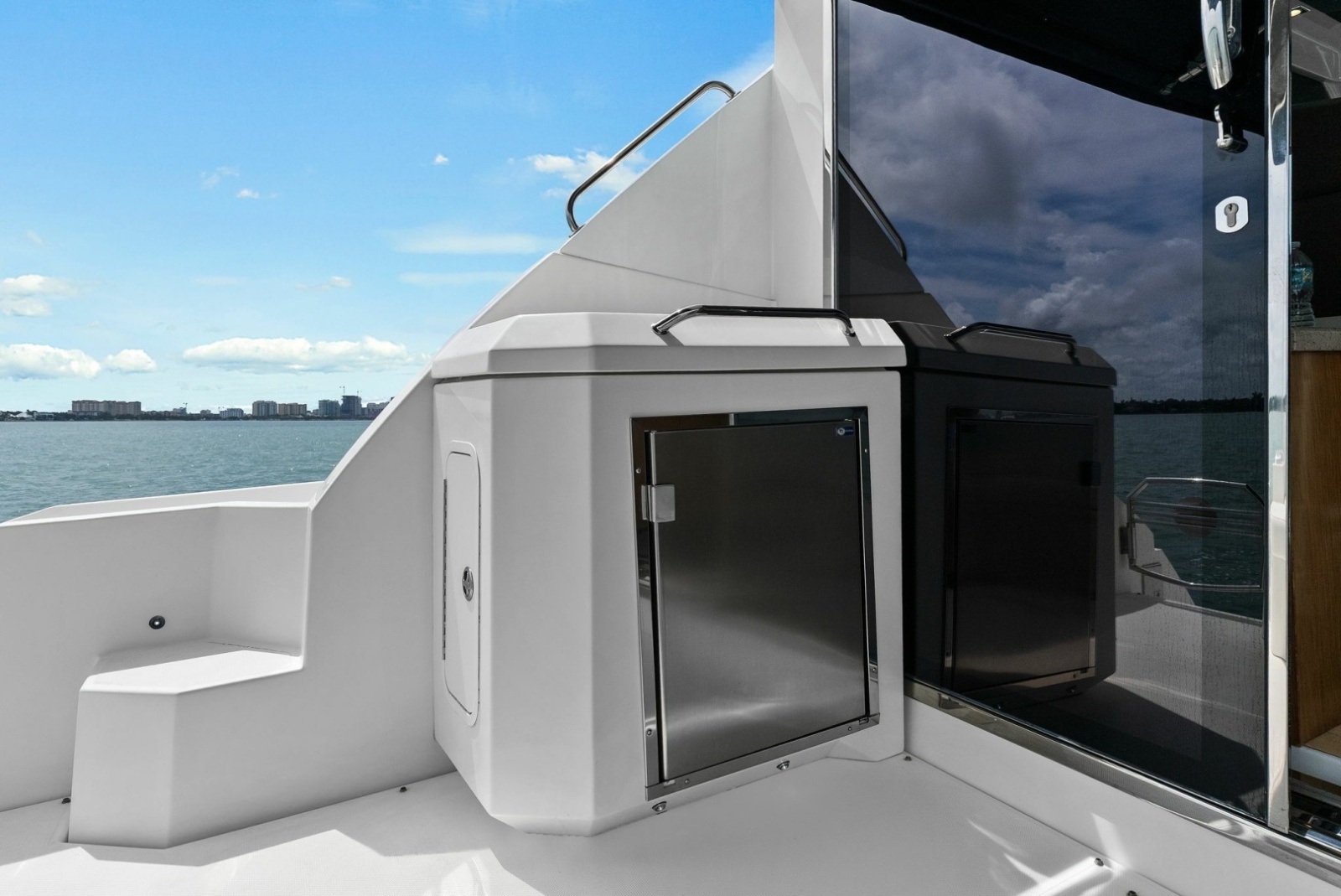 48' 2014 Cruisers Yachts 48 Cantius