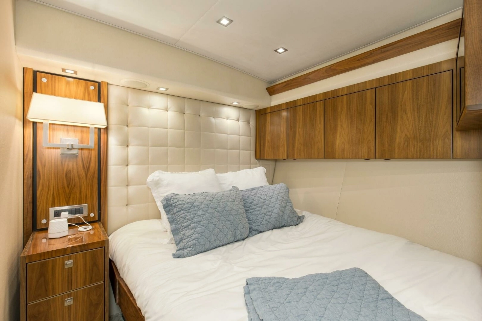 2016 92 Viking Enclosed Bridge Touche Port Stateroom (1)