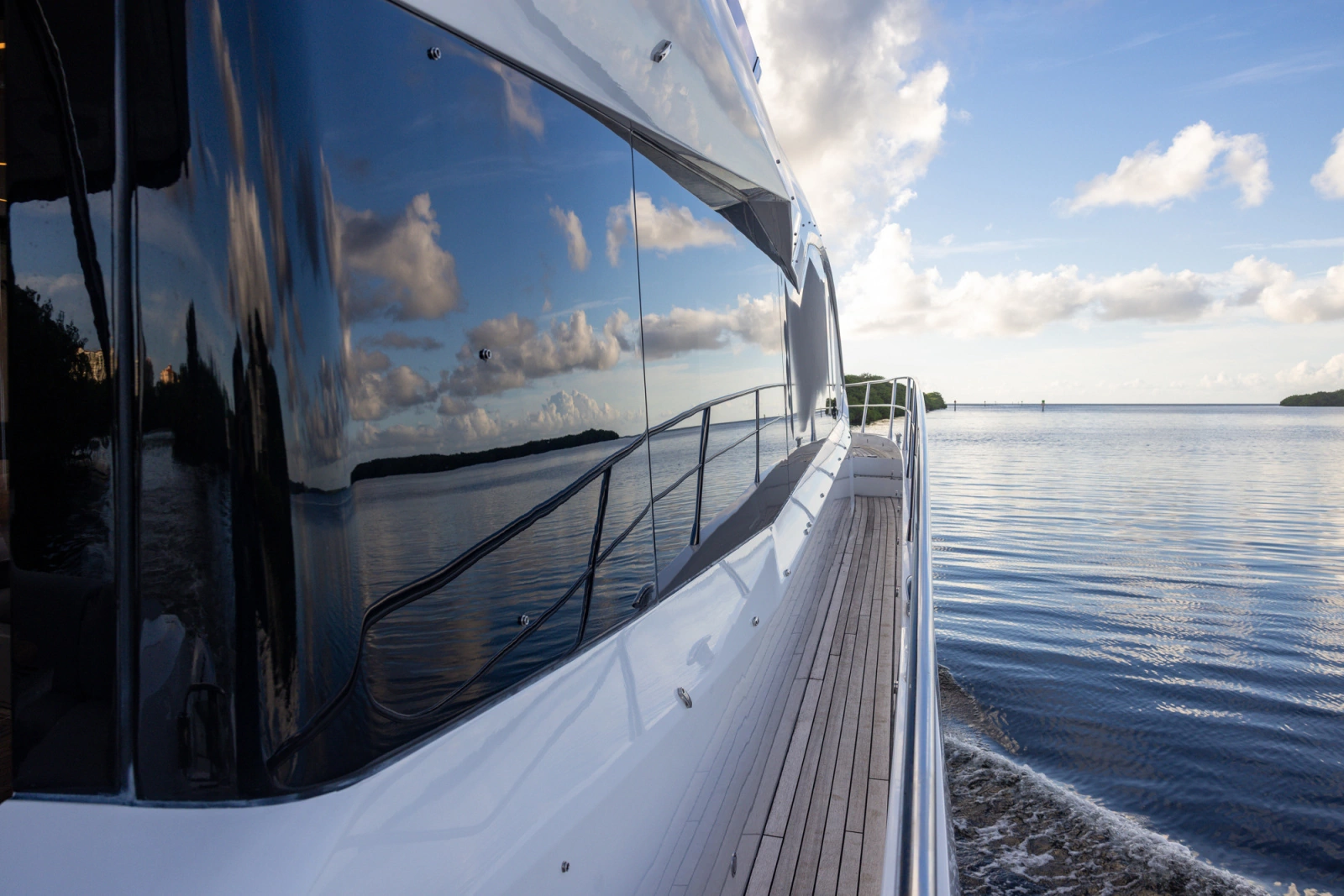 2022 Sunseeker Manhattan 68