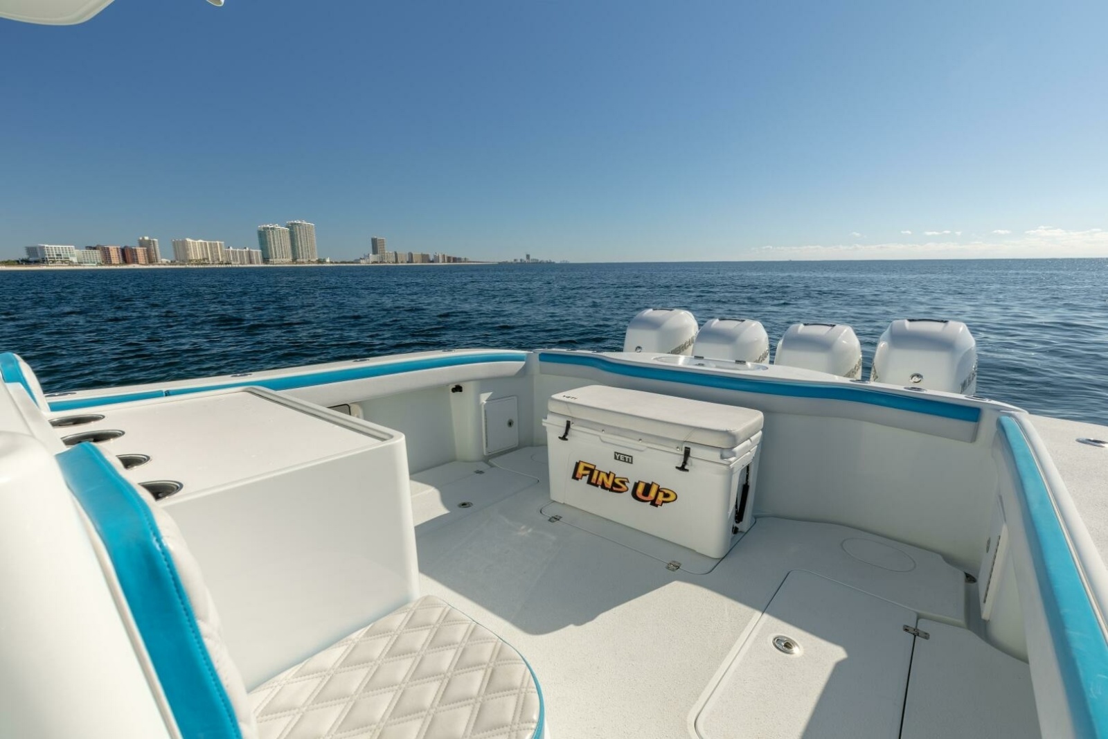 42' 2017 Yellowfin 42 Offshore