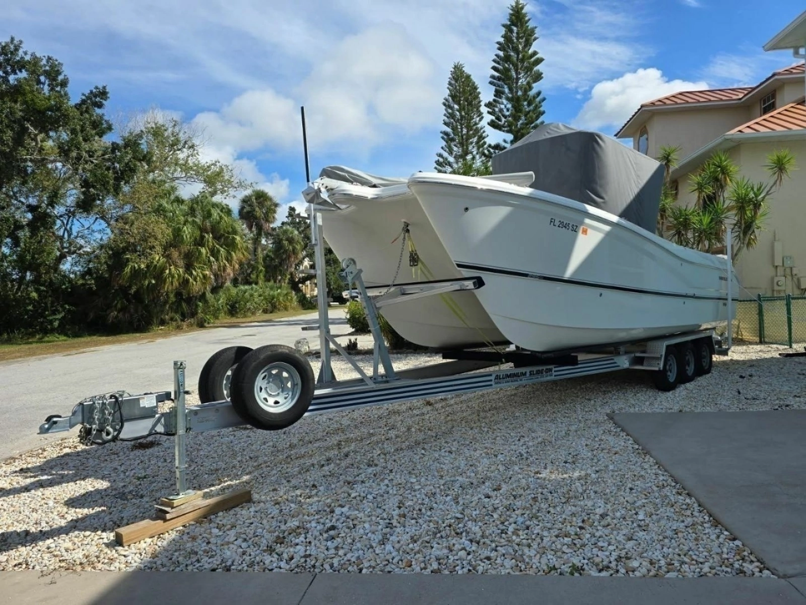 29ft World Cat Yacht For Sale