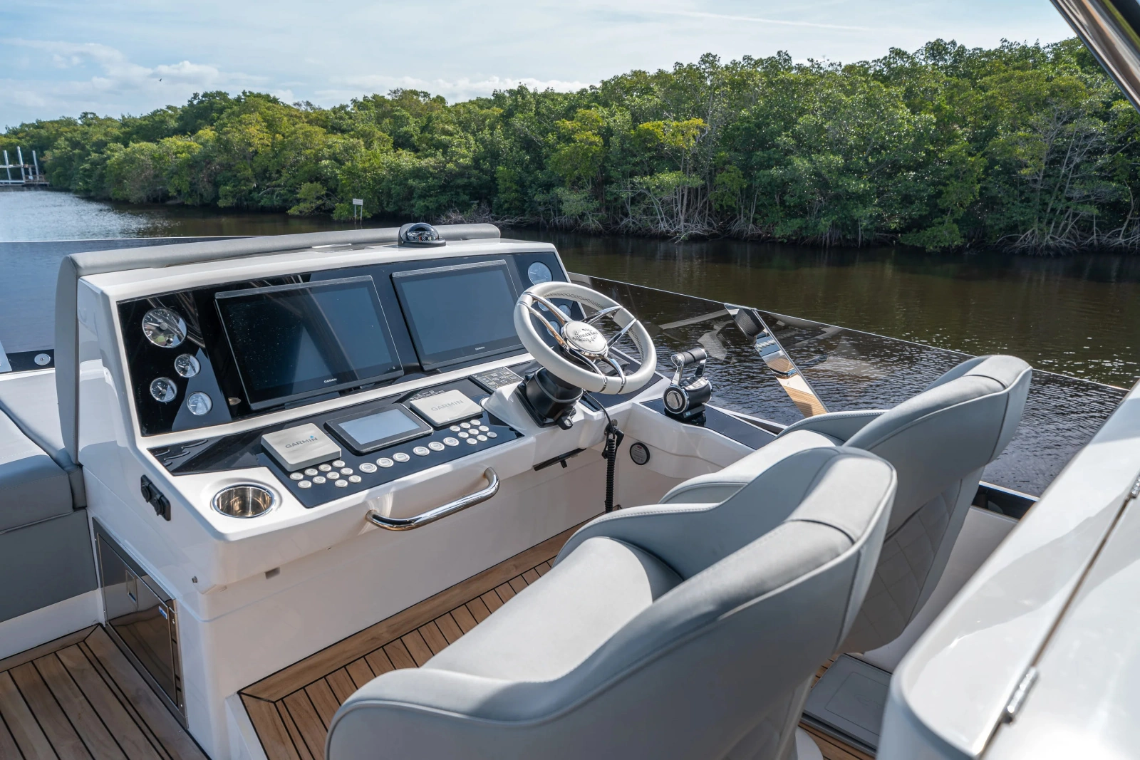 76 YACHT 76ft Sunseeker Yacht For Sale