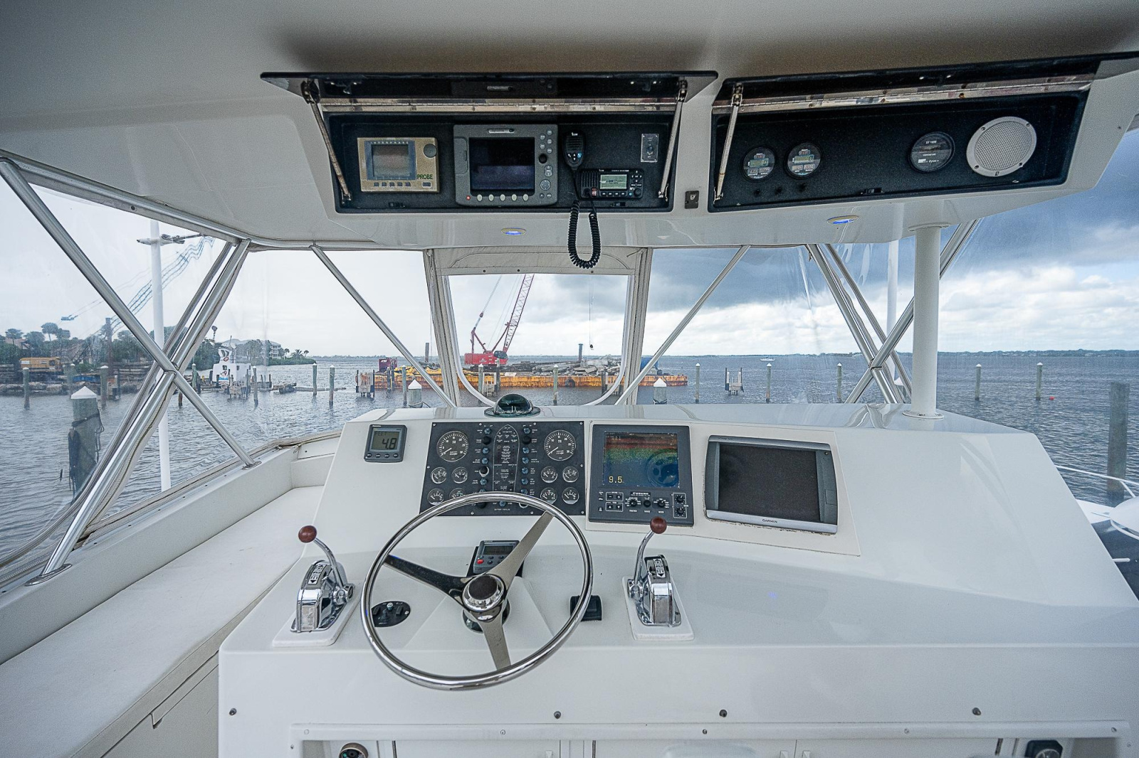 1998 Viking 47 Convertible