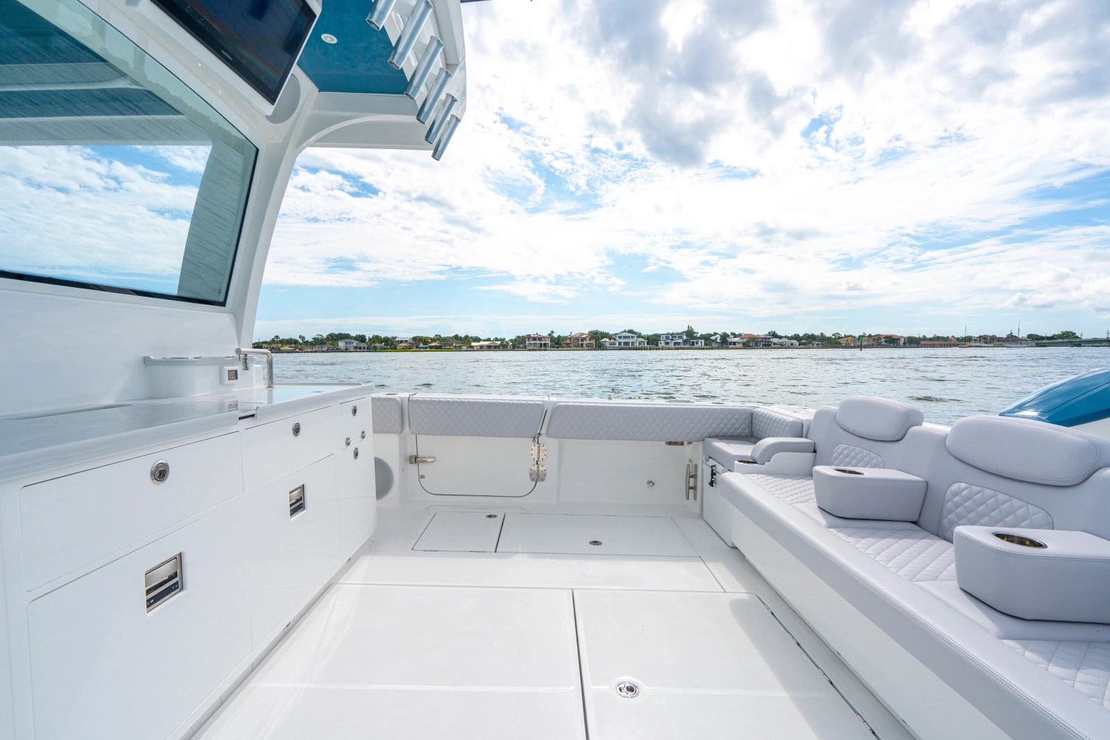56ft HCB Yacht For Sale