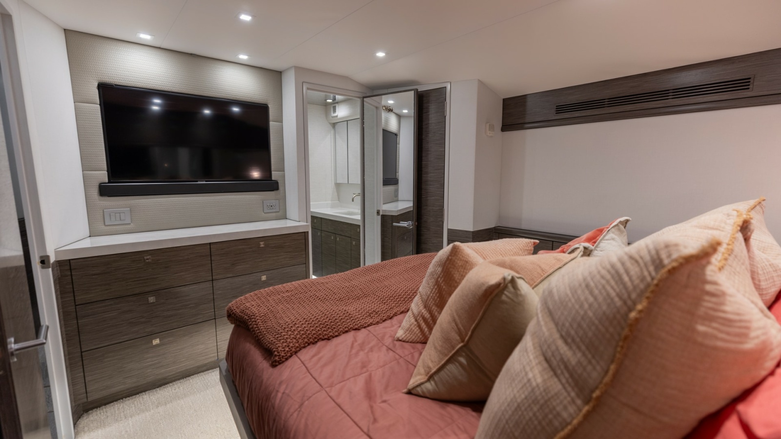 2021 65 Hatteras GT On the DL Master Stateroom (3)