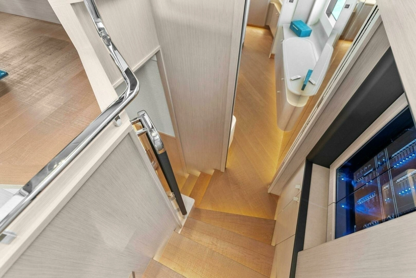 2026 Absolute 70 Navetta 