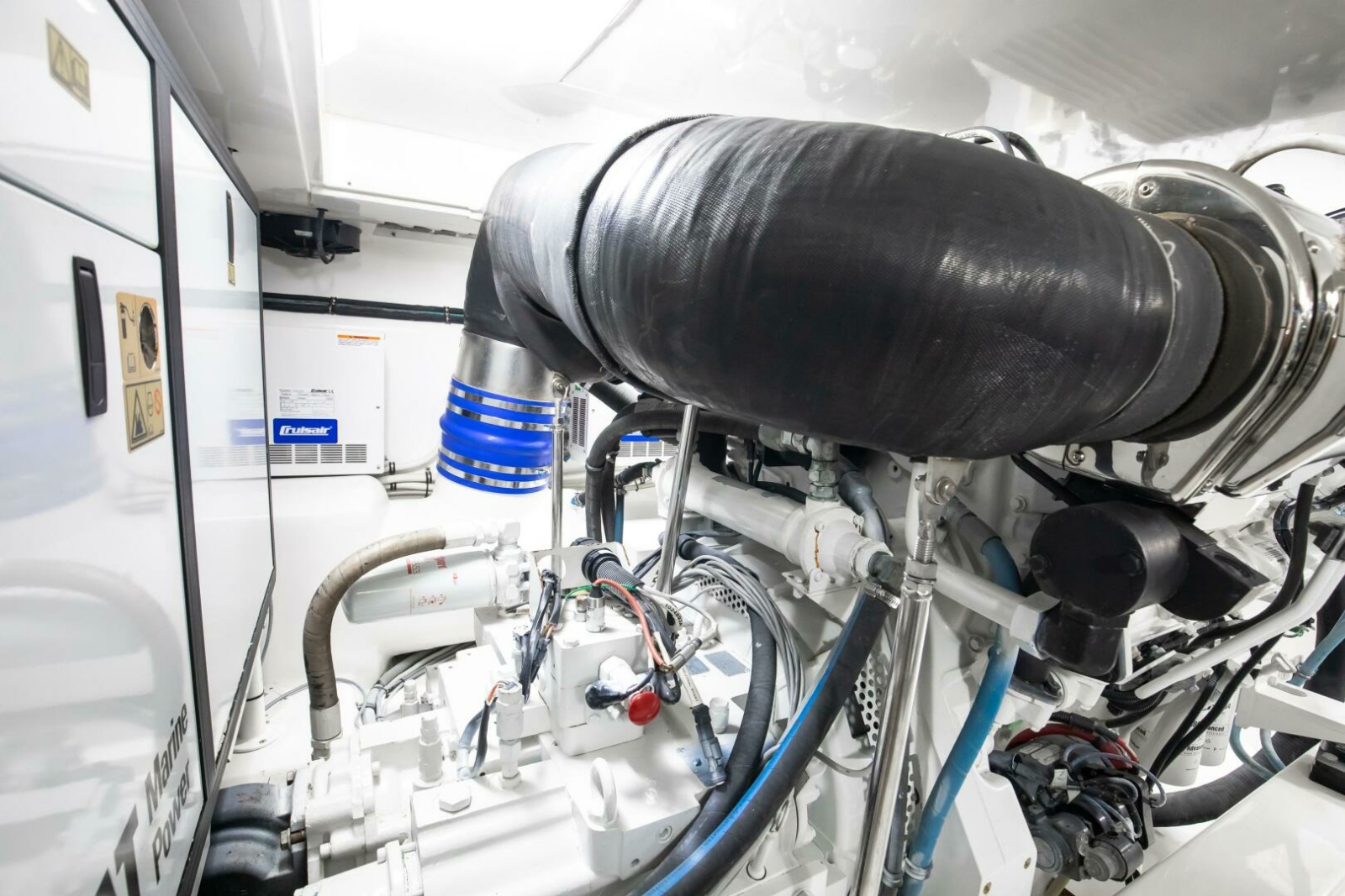 Ocean Yachts 64 - Love Boat - Engine Room