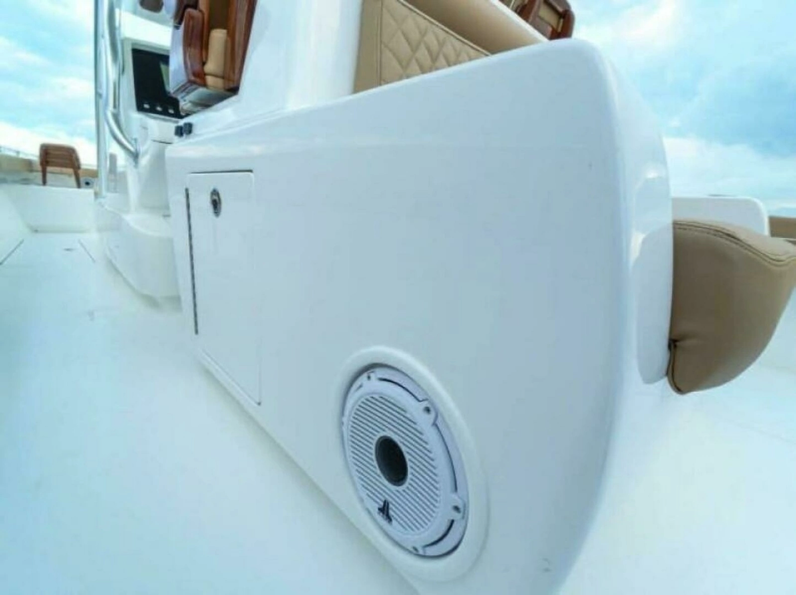 New V-37 Valhalla Boatworks Center Console