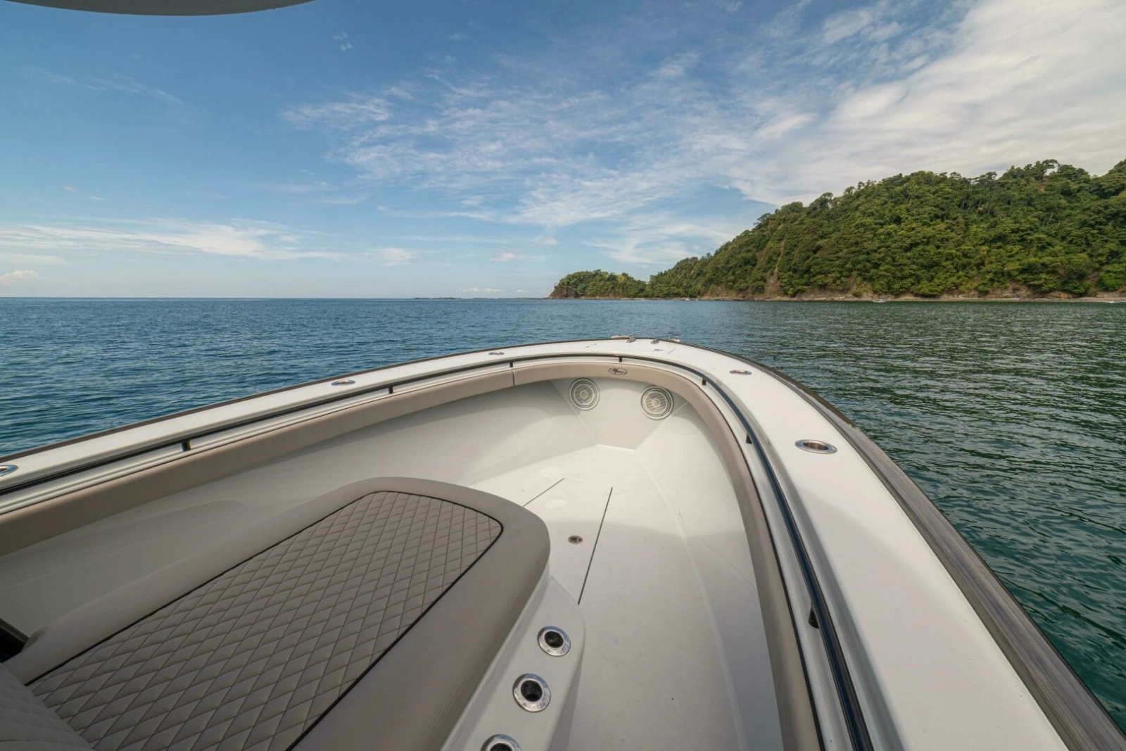 2024 Valhalla Boatworks V-33 photo 11