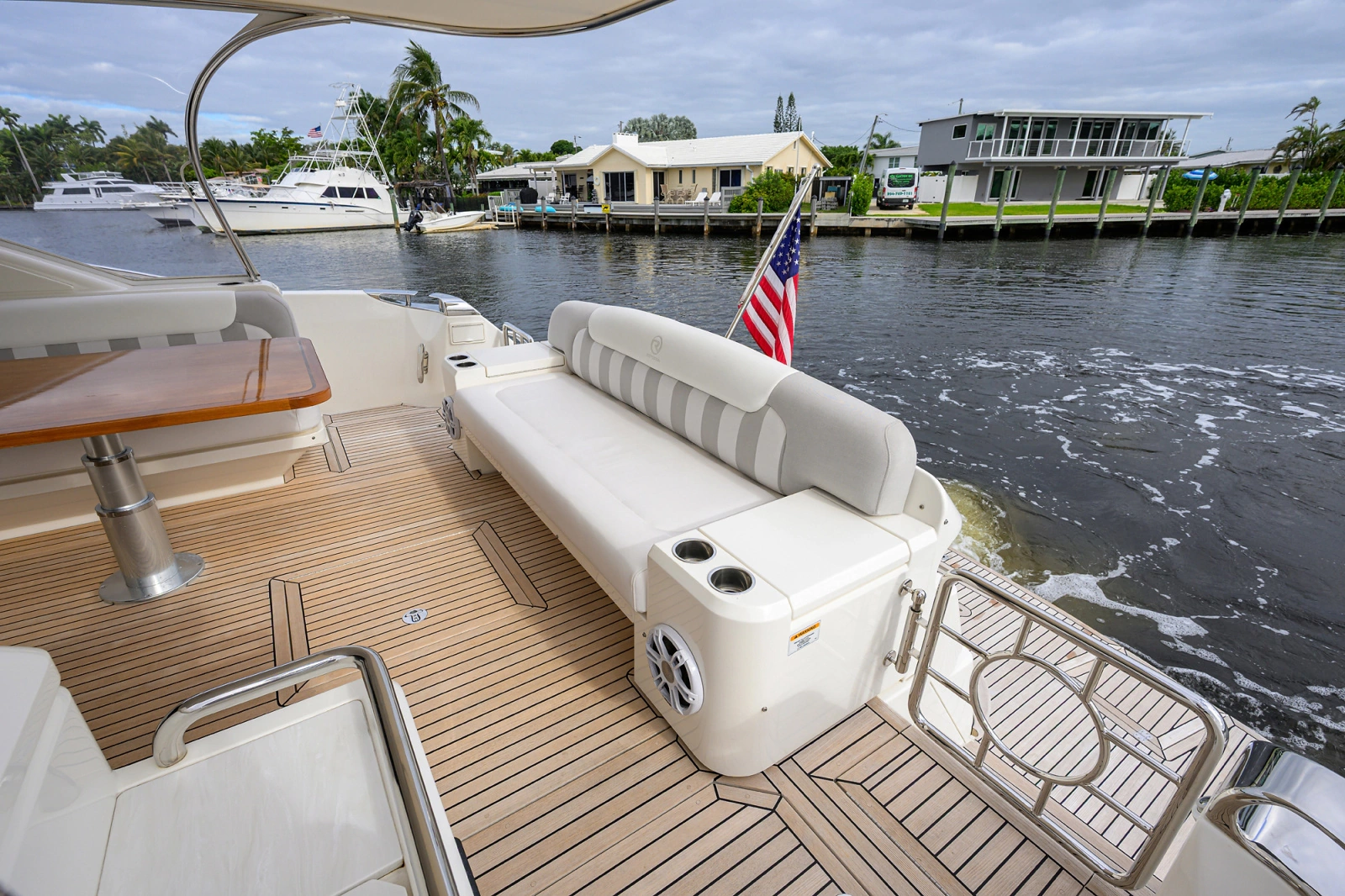 2019 Riviera 5400 Sport Yacht