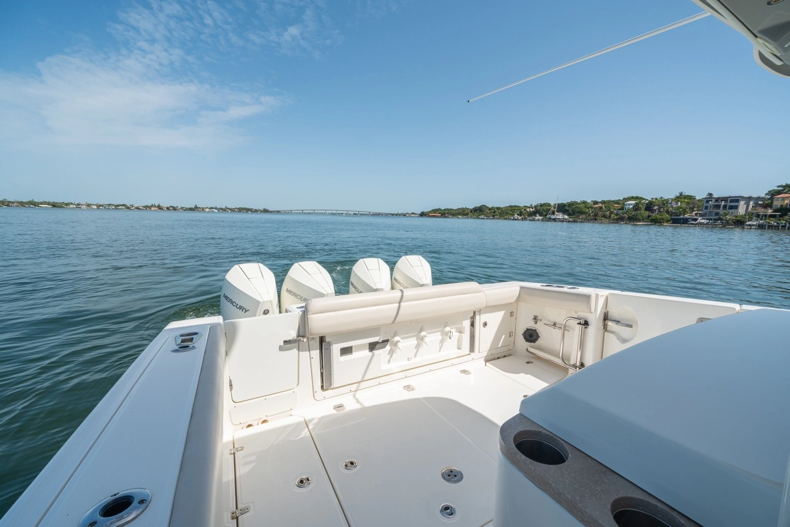 Boston Whaler 380 Outrage - Worth the Tiempo