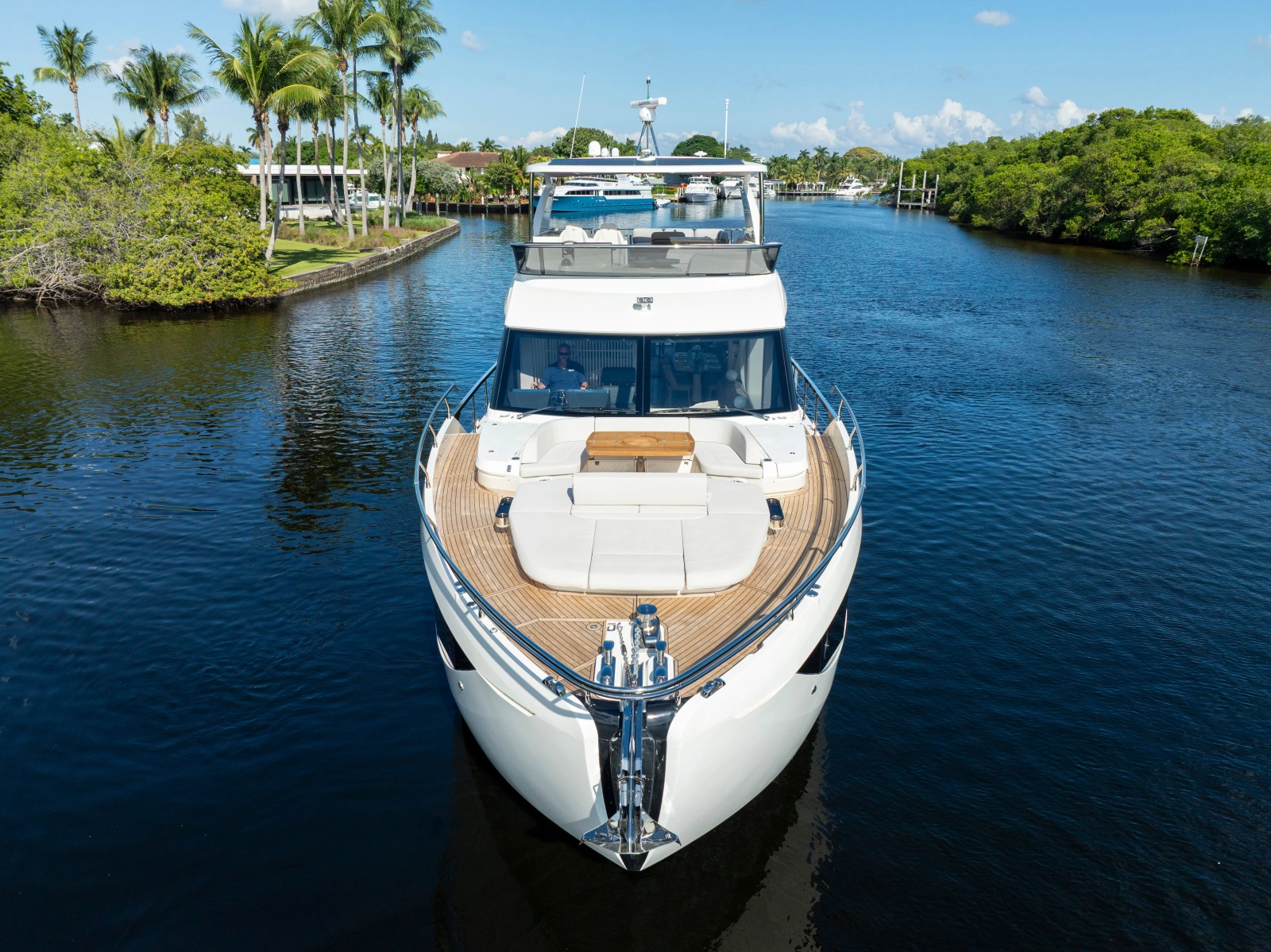 70 FLY 70ft Absolute Yacht For Sale