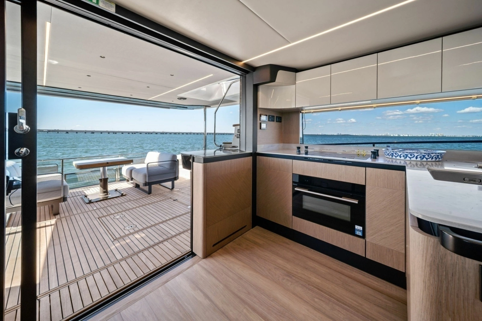 New 2027 56 Absolute Fly 56ft Absolute Yacht For Sale