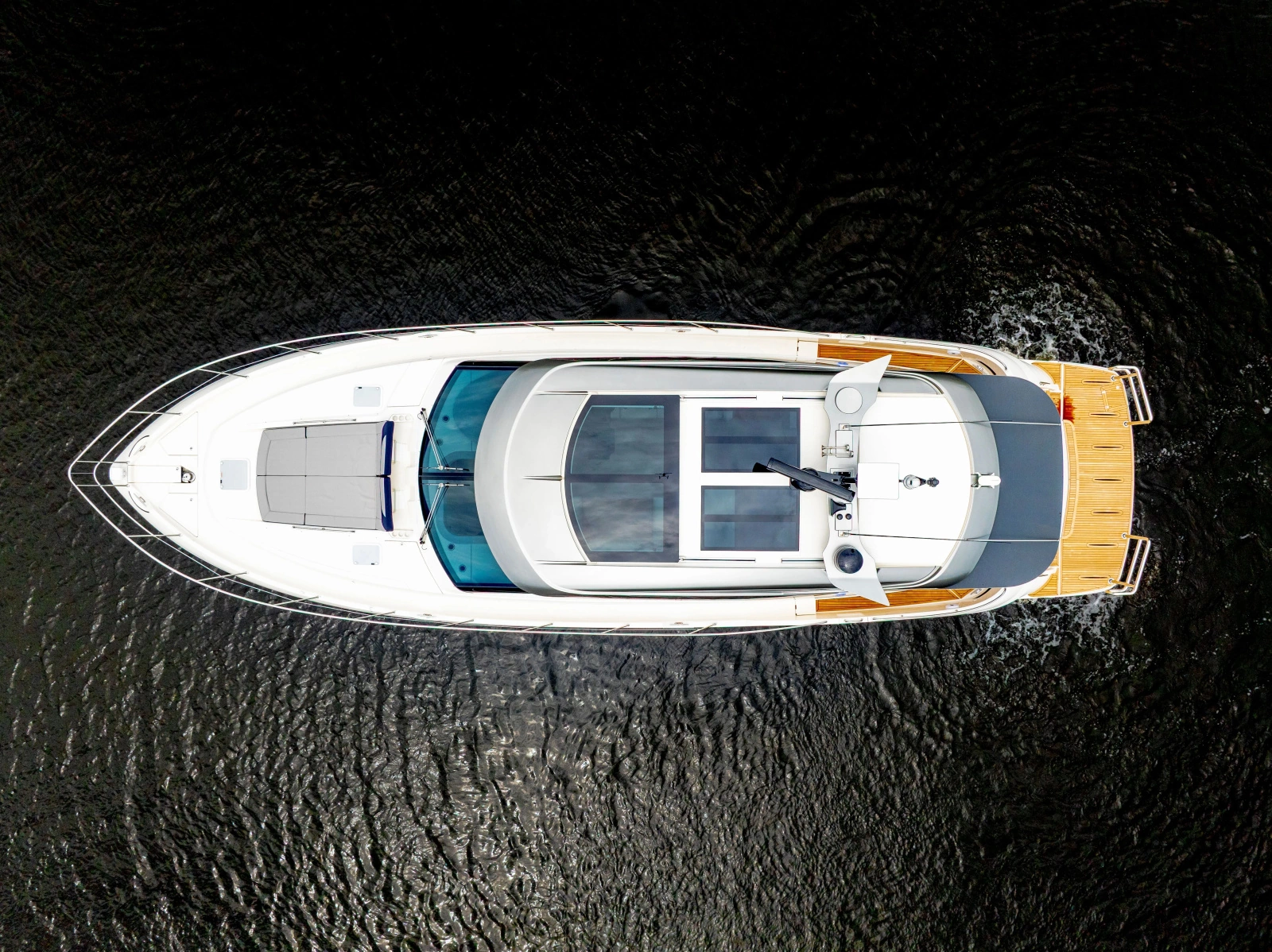 6000 SPORT YACHT 60ft Riviera Yacht For Sale