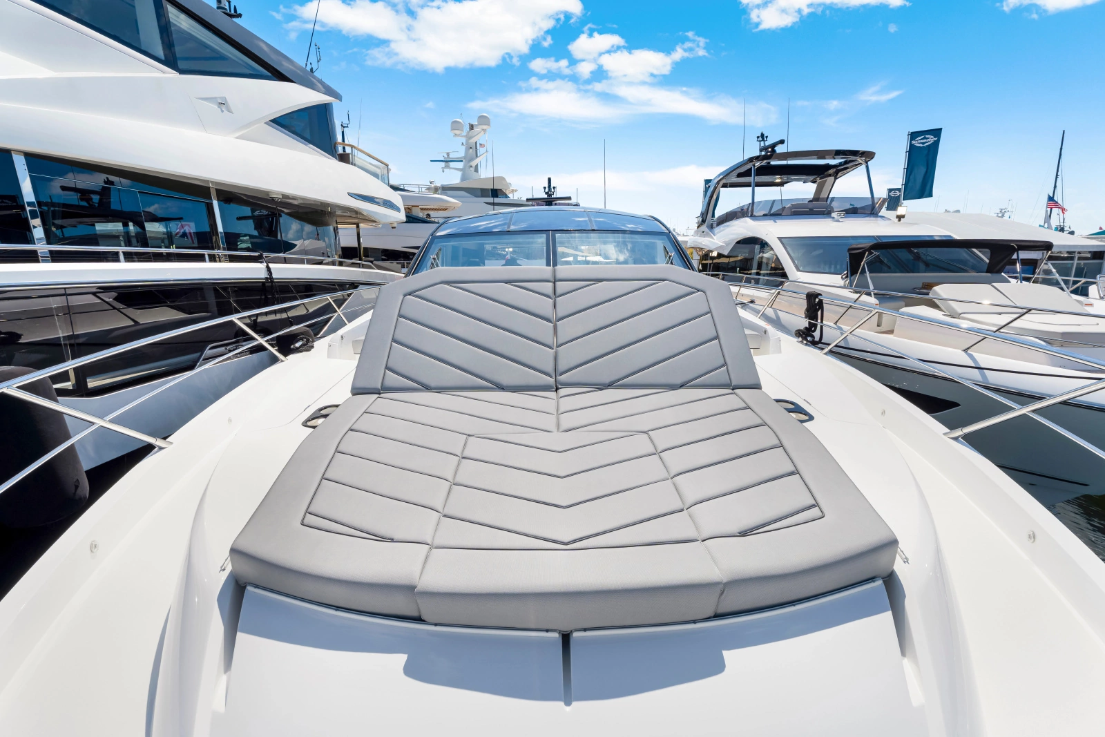 PREDATOR 75 75ft Sunseeker Yacht For Sale