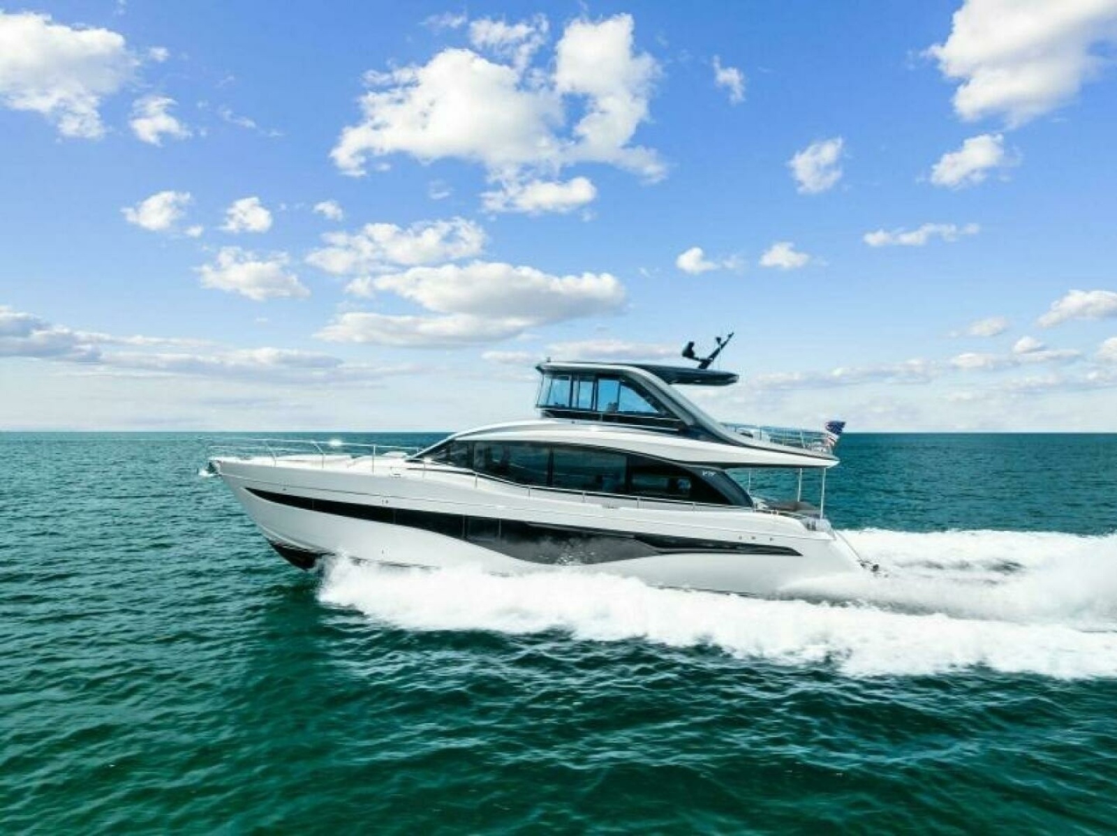 72' 2024 Princess Y72 Motor Yacht