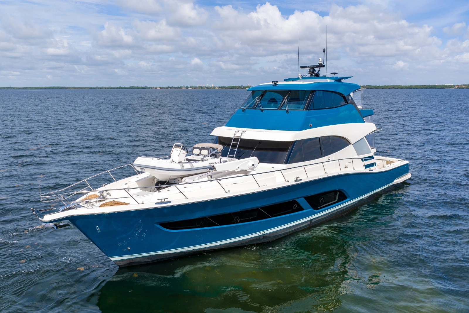 2025 Riviera 72 Sports Motor Yacht