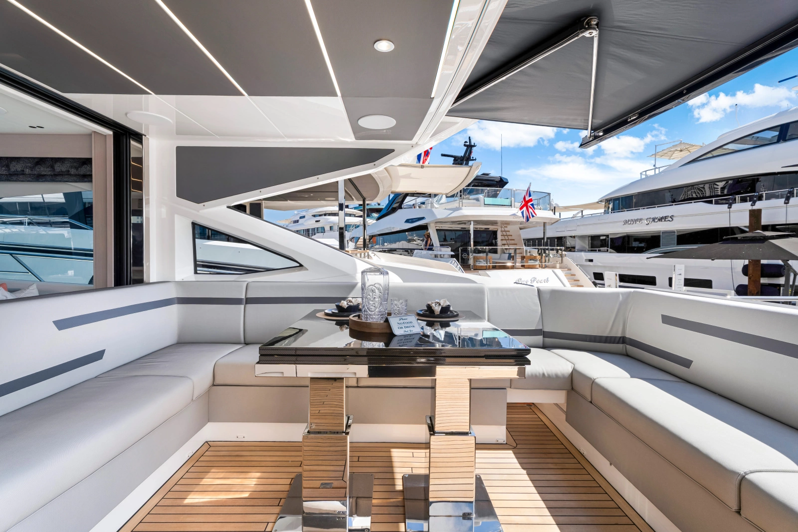 PREDATOR 75 75ft Sunseeker Yacht For Sale
