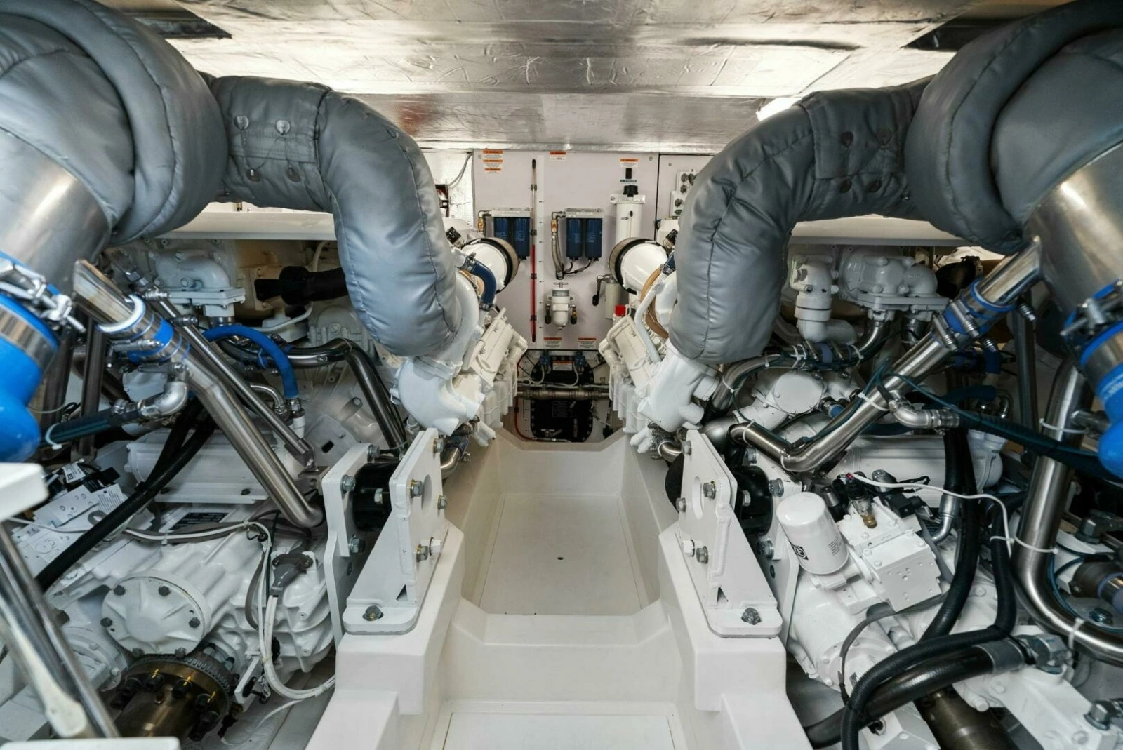 2025 Maritimo M600 