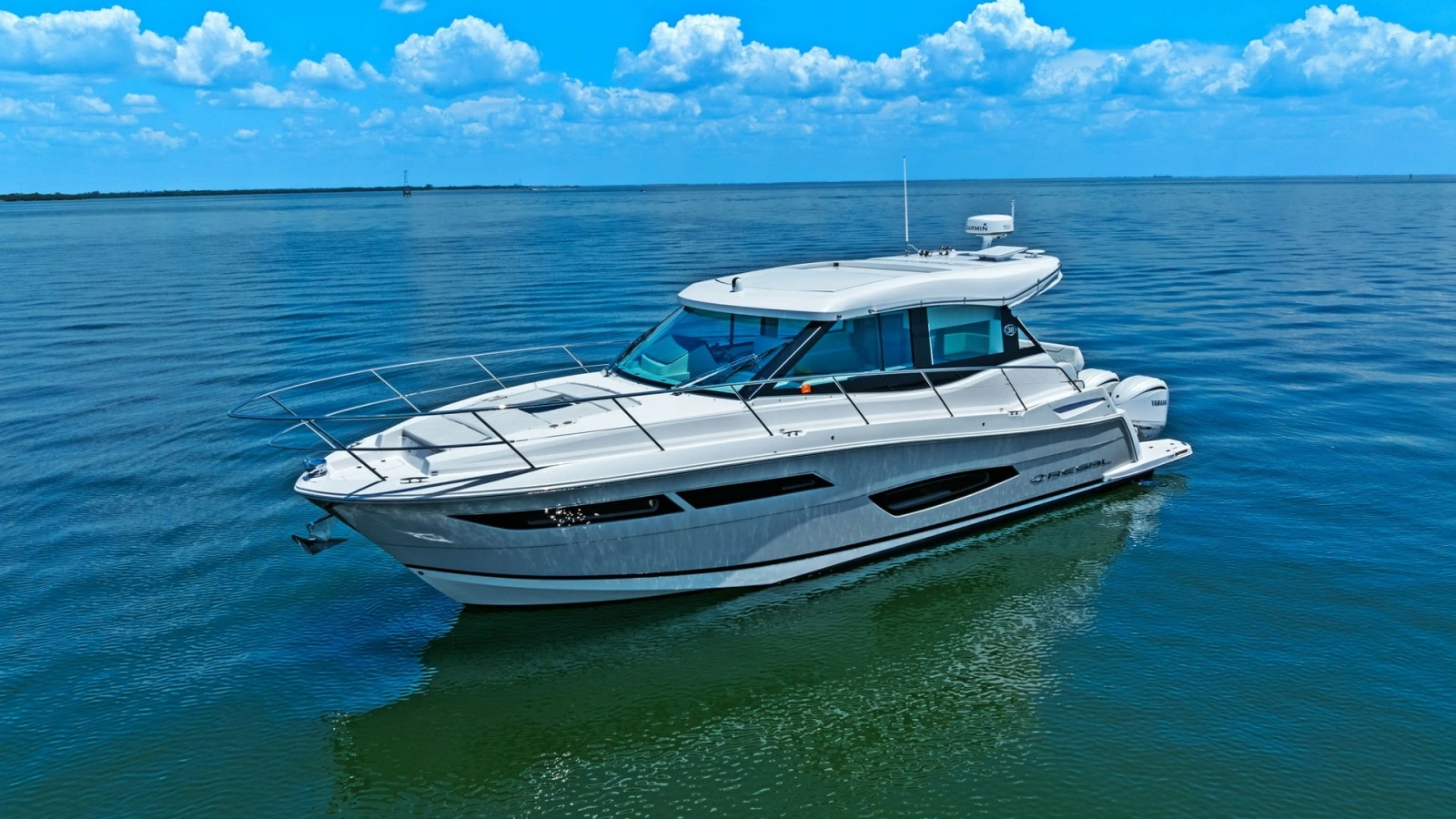 Side Profile of Regal 38 EXC
