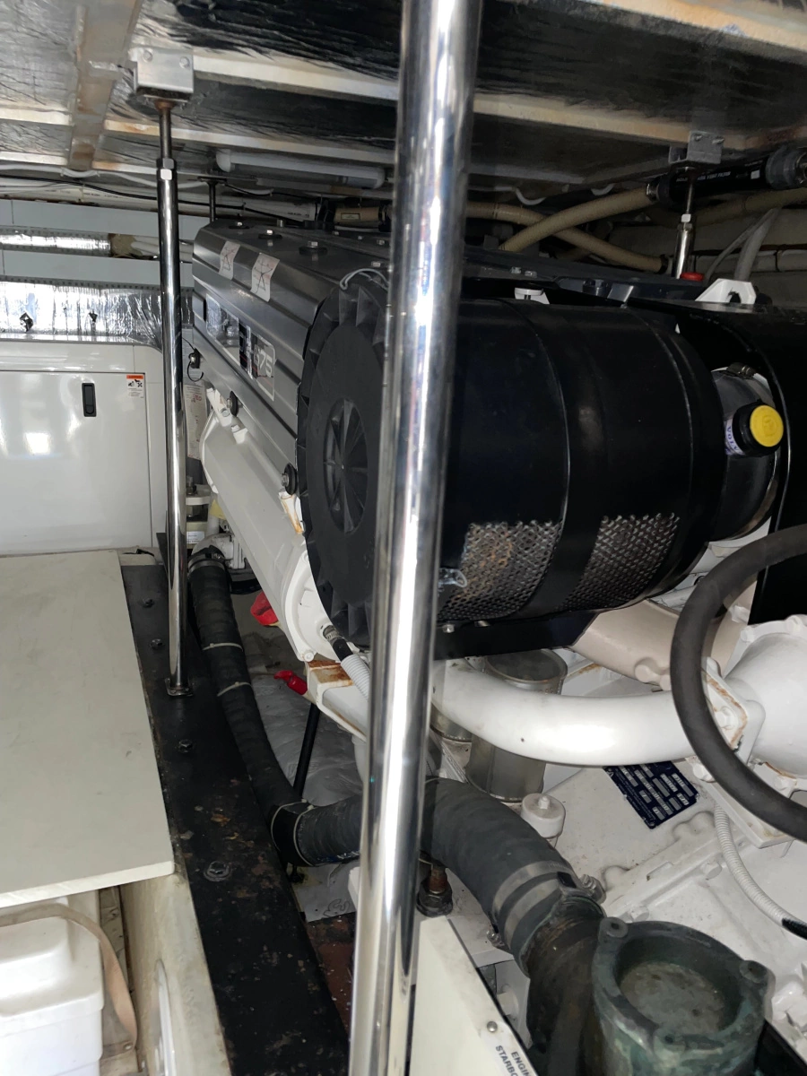 2006 Carver 560 Voyager