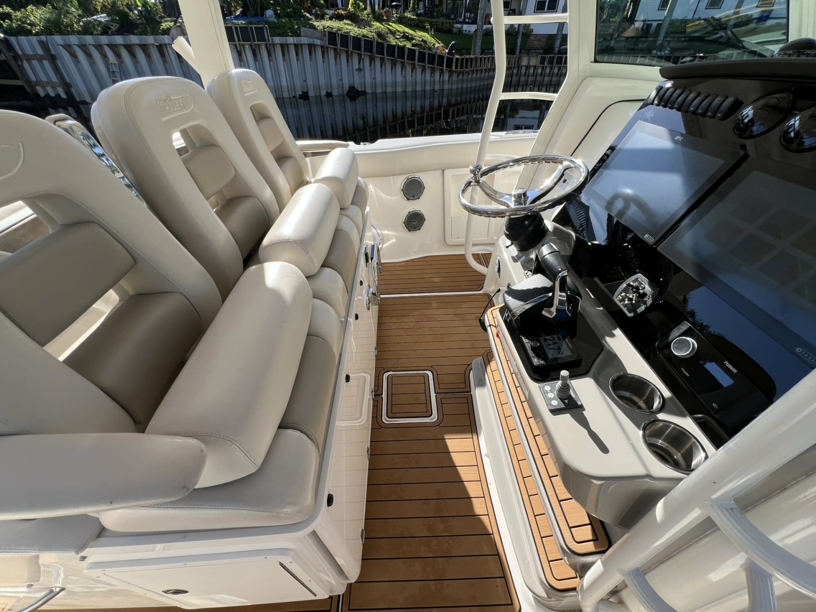 2017 Boston Whaler 380 Outrage