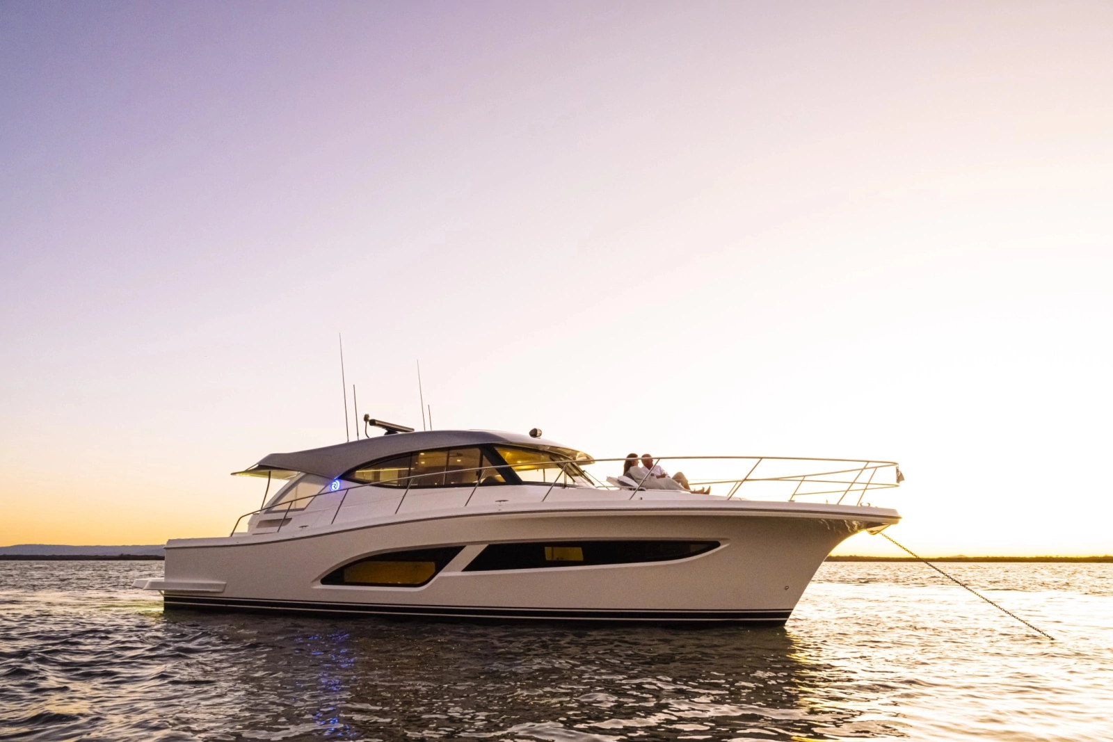 465 SUV 46ft Riviera Yacht For Sale
