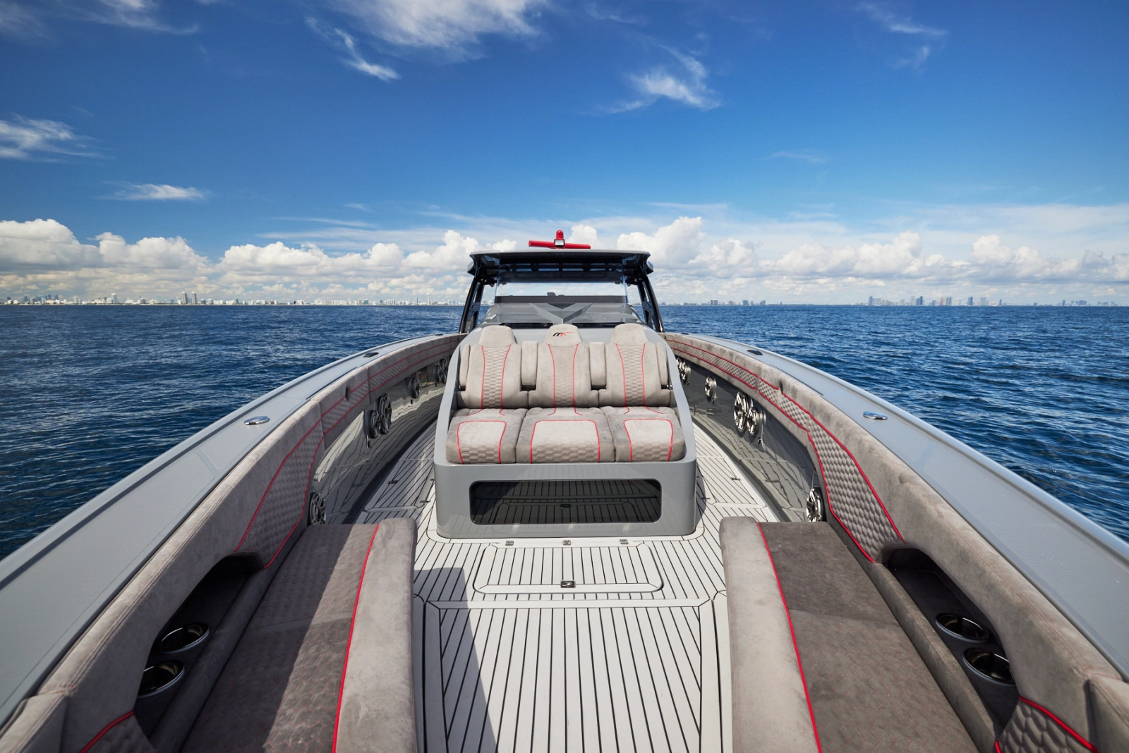 2024 Midnight Express 52 Vitesse