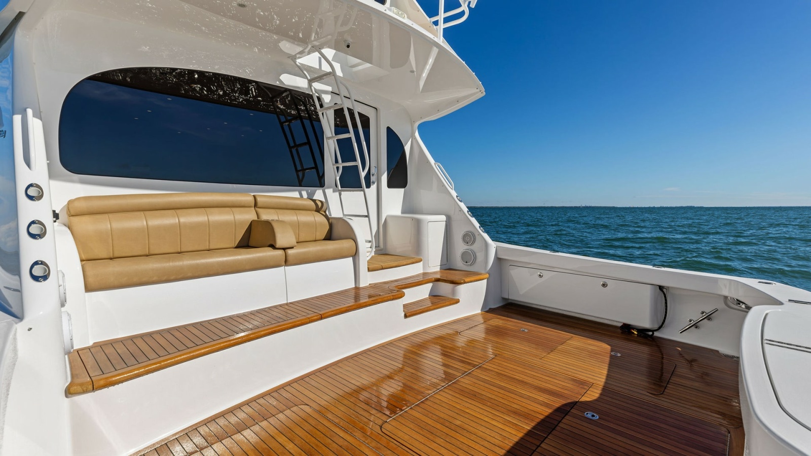Spacious Aft Deck with Seating