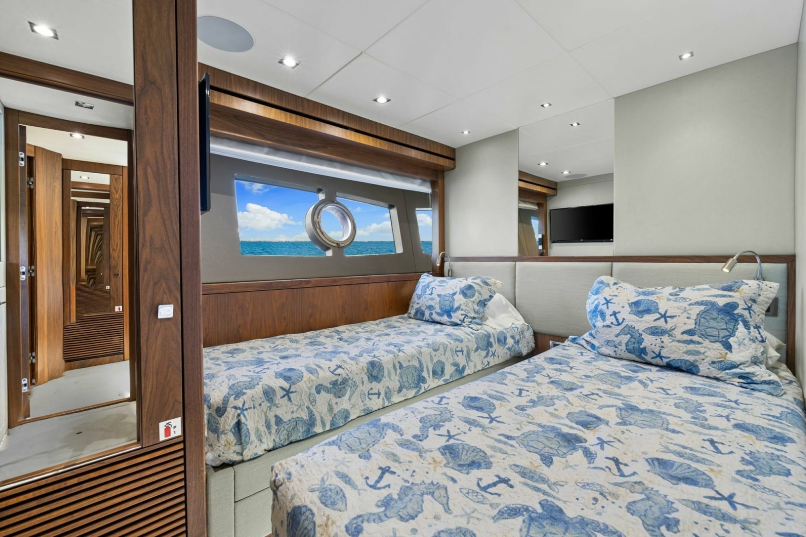 2018 Sunseeker 95 Motoryacht