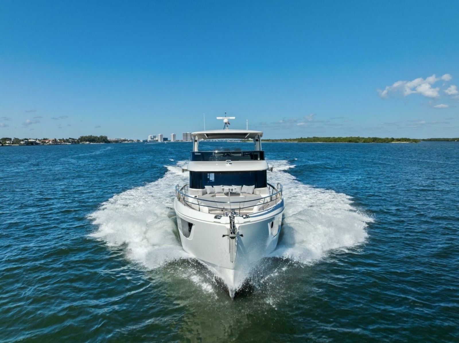 75' 2025 Absolute 75 Navetta