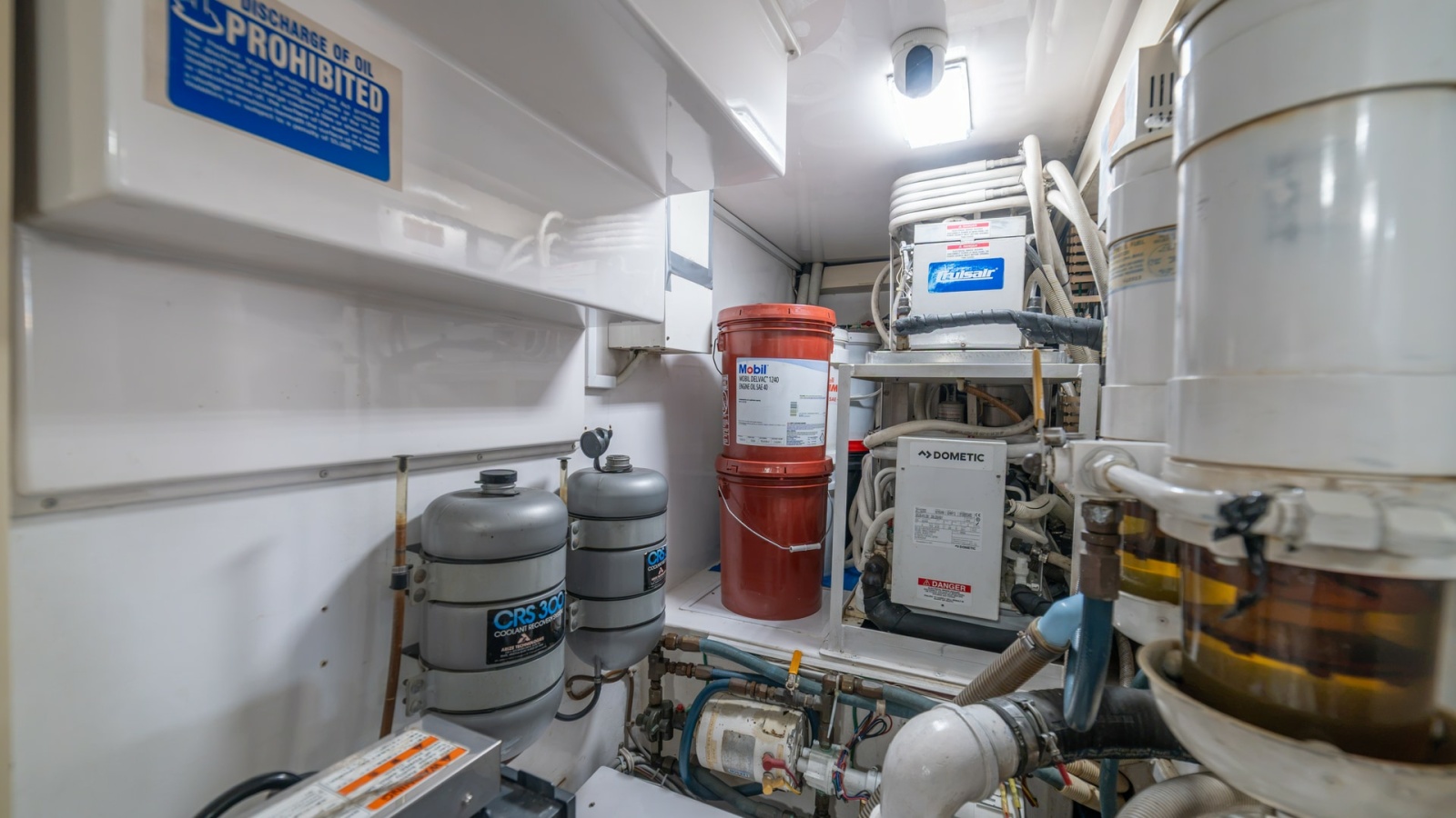 Engine Room with Equipment 2002 Viking 61 Convertible