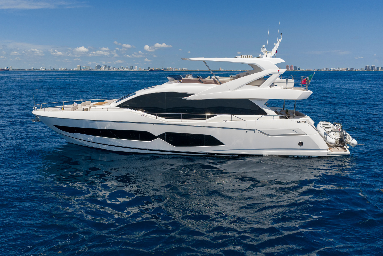 2020 Sunseeker 76 Yacht