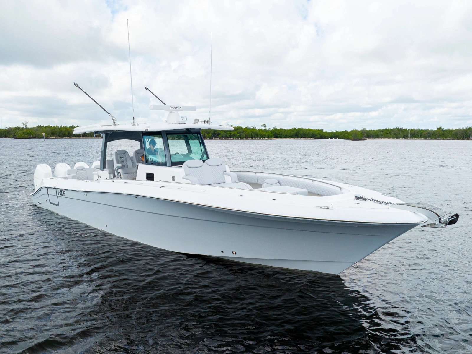 42 Lujo 42ft HCB Yacht For Sale