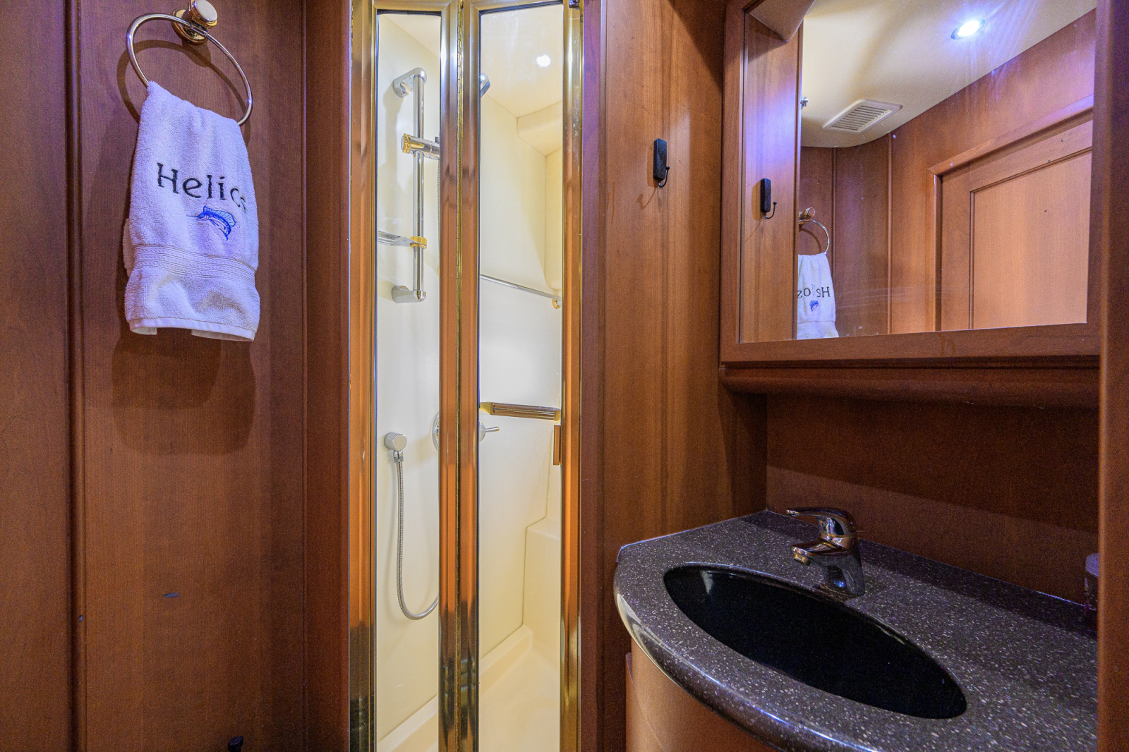 2005 Silverton 39 Motor Yacht