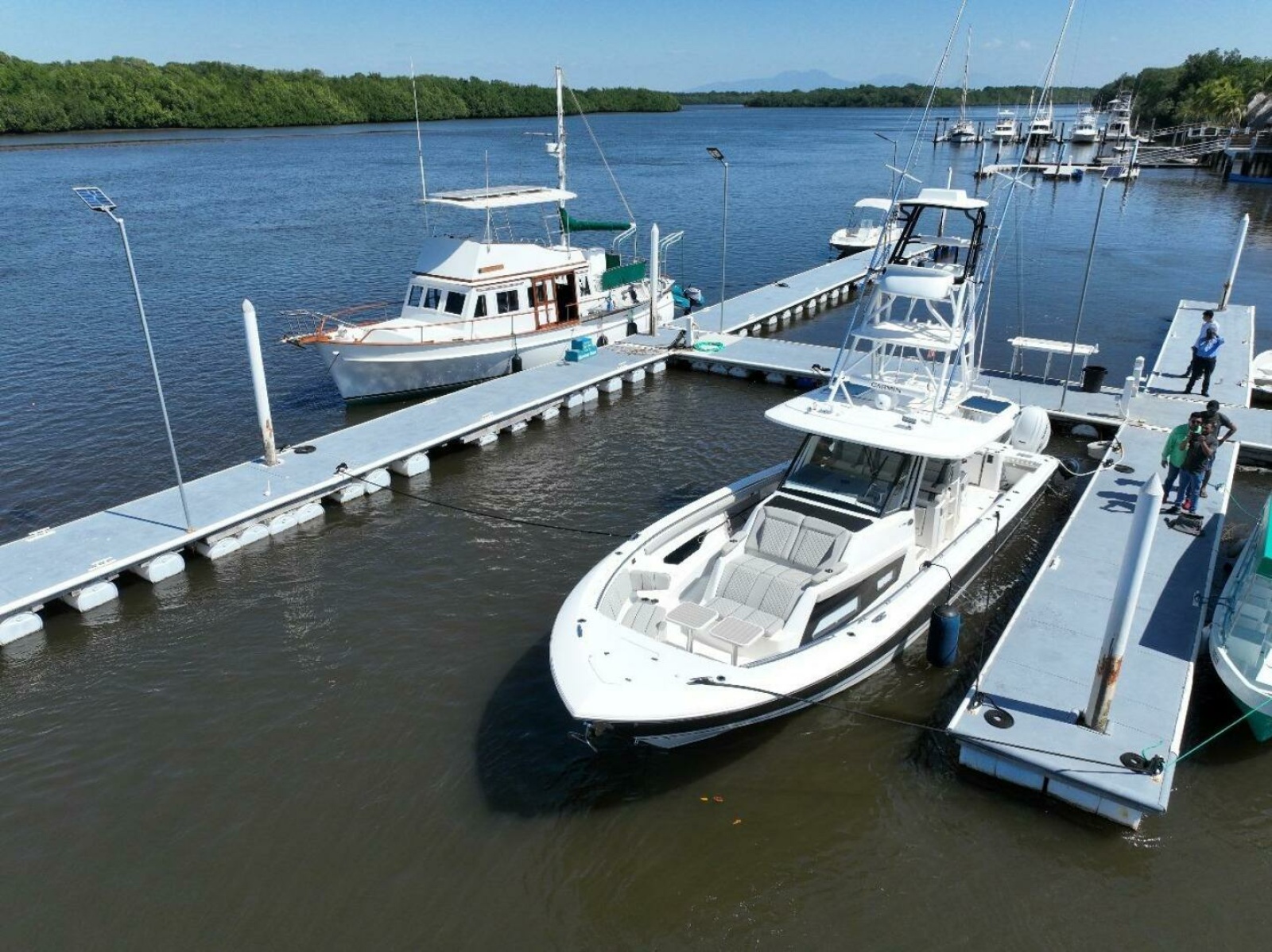 Pursuit 42 - Happy Hour - Exterior Profile