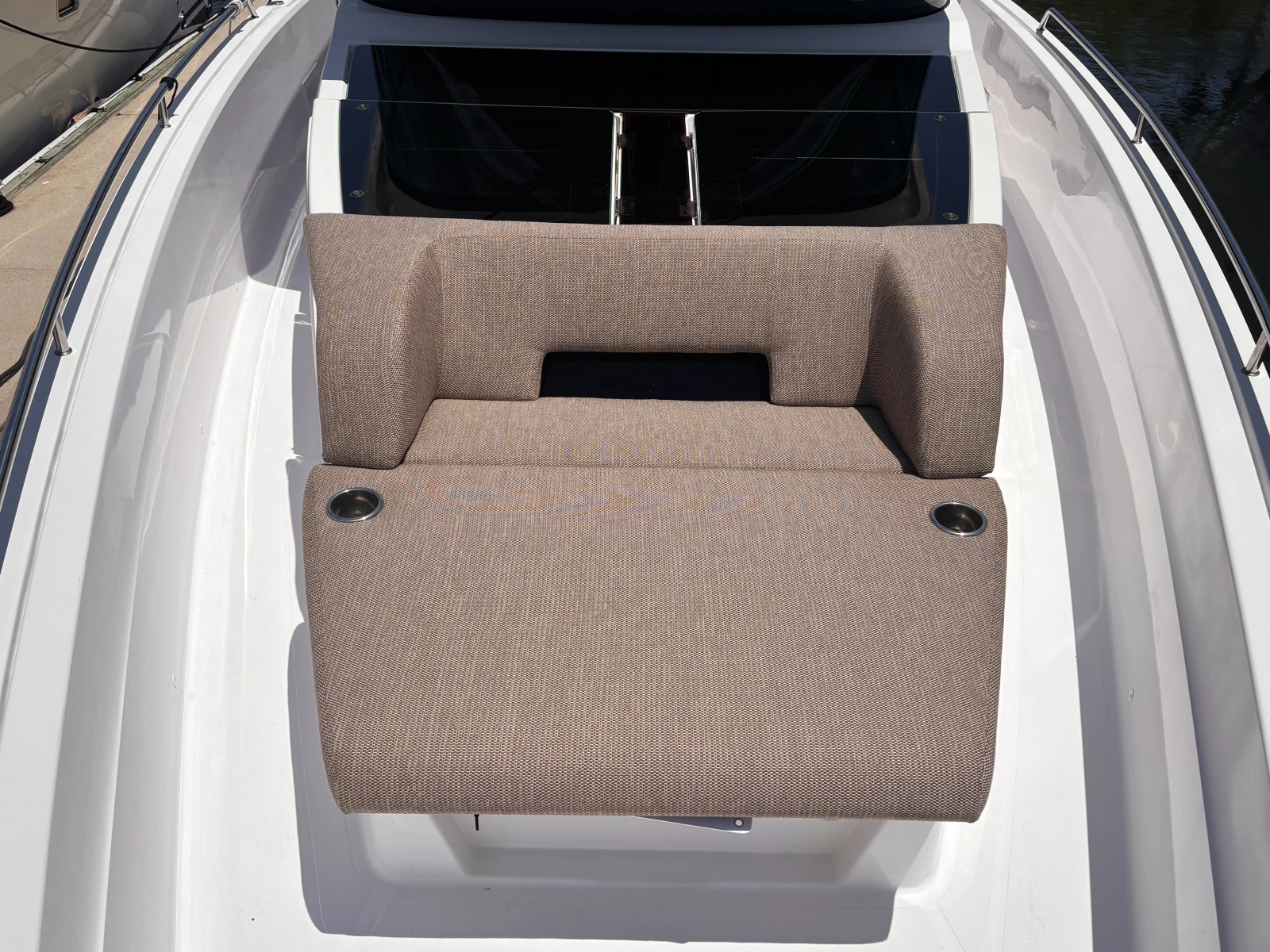 2022 Axopar 45 XC Cross Cabin