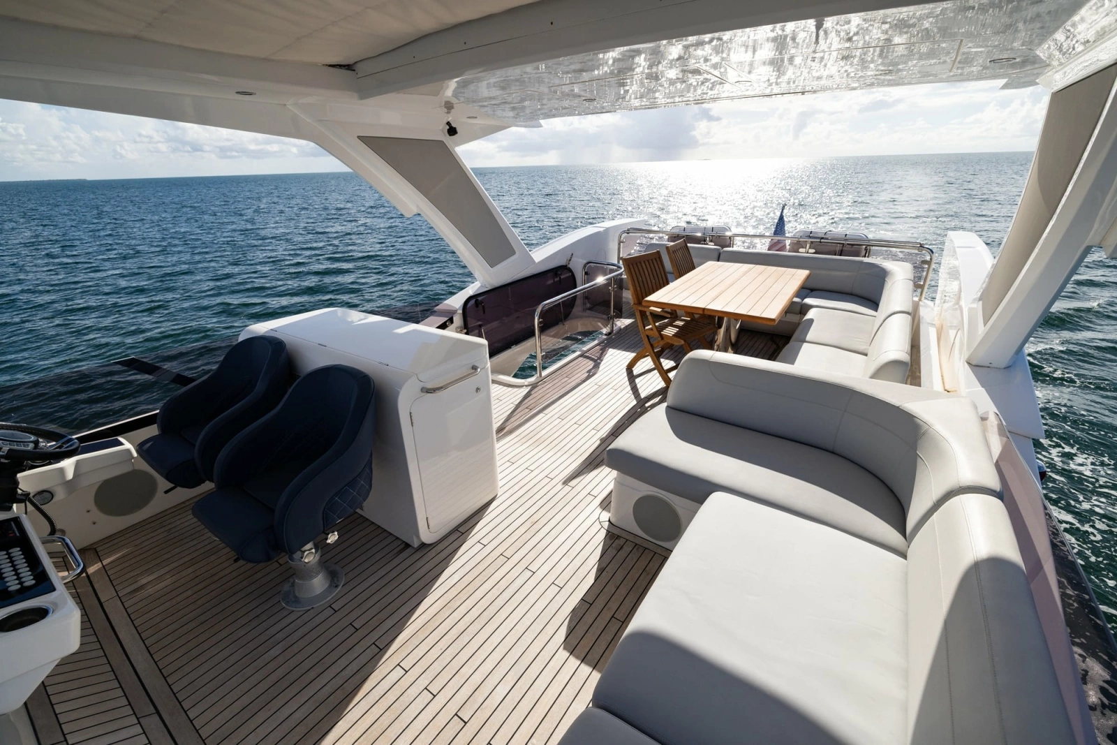 2022 Sunseeker Manhattan 68