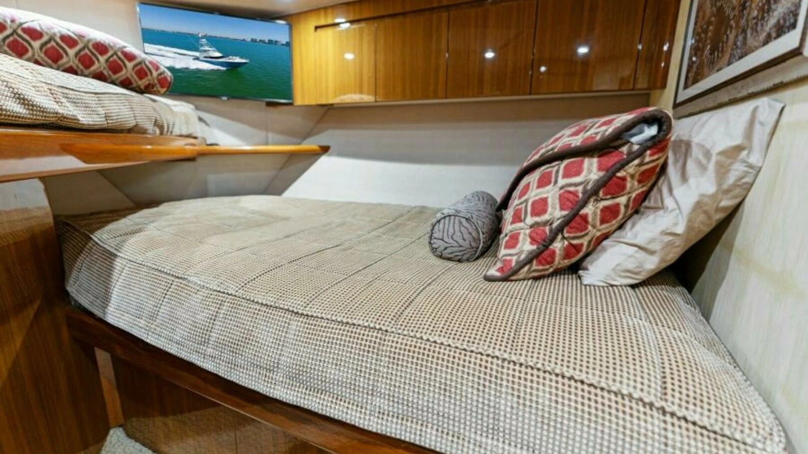 Cozy Guest Stateroom