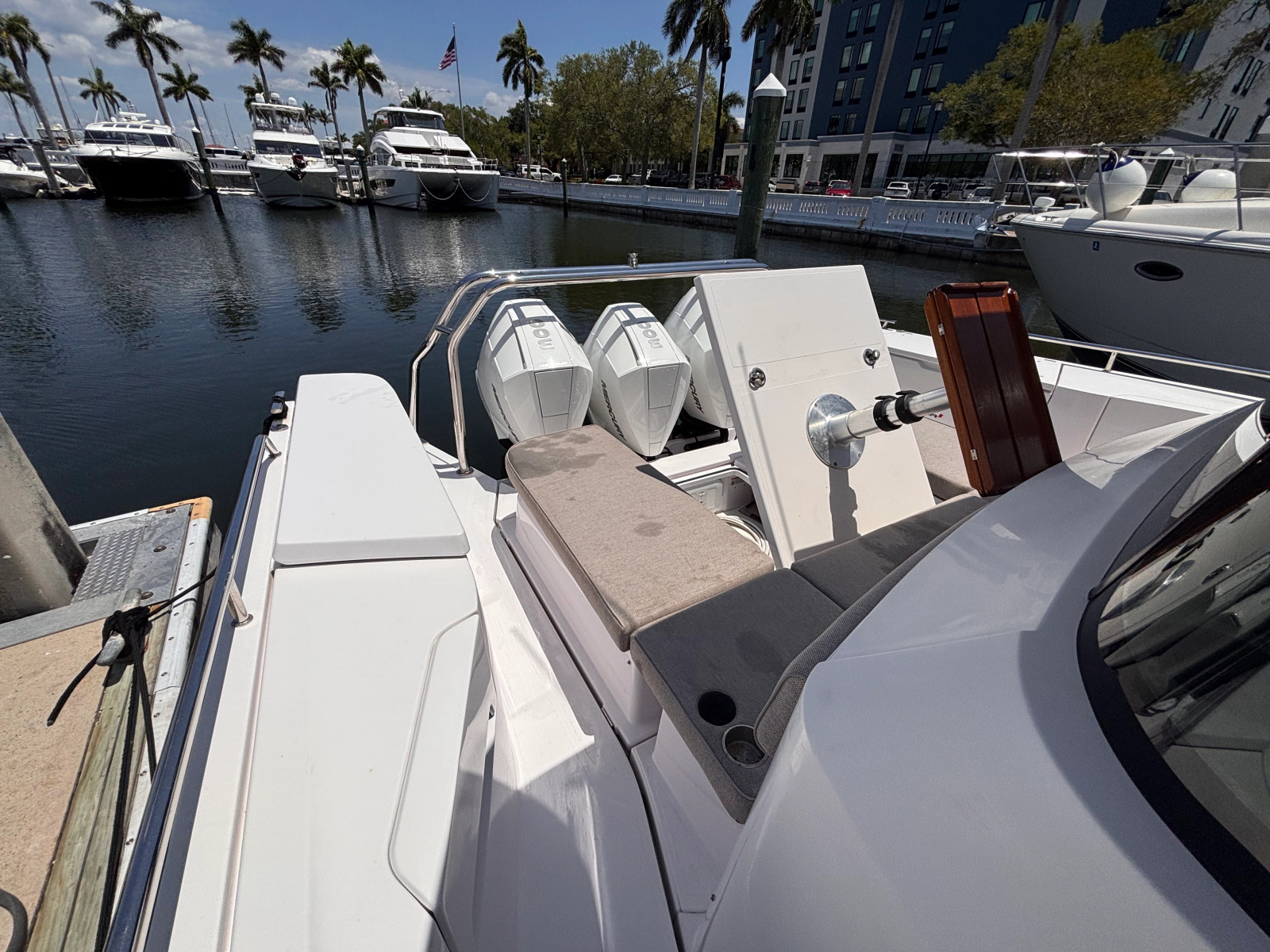 2022 Axopar 45 XC Cross Cabin