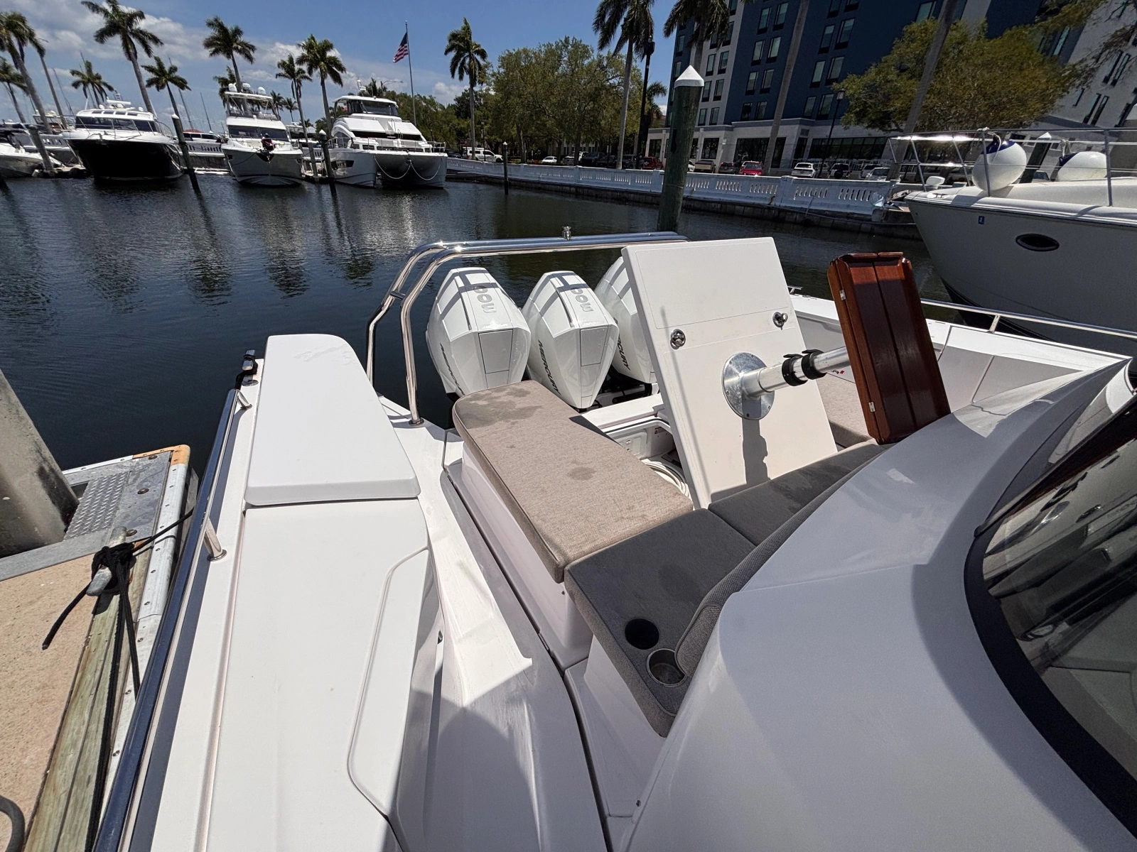 2022 Axopar 45 XC Cross Cabin