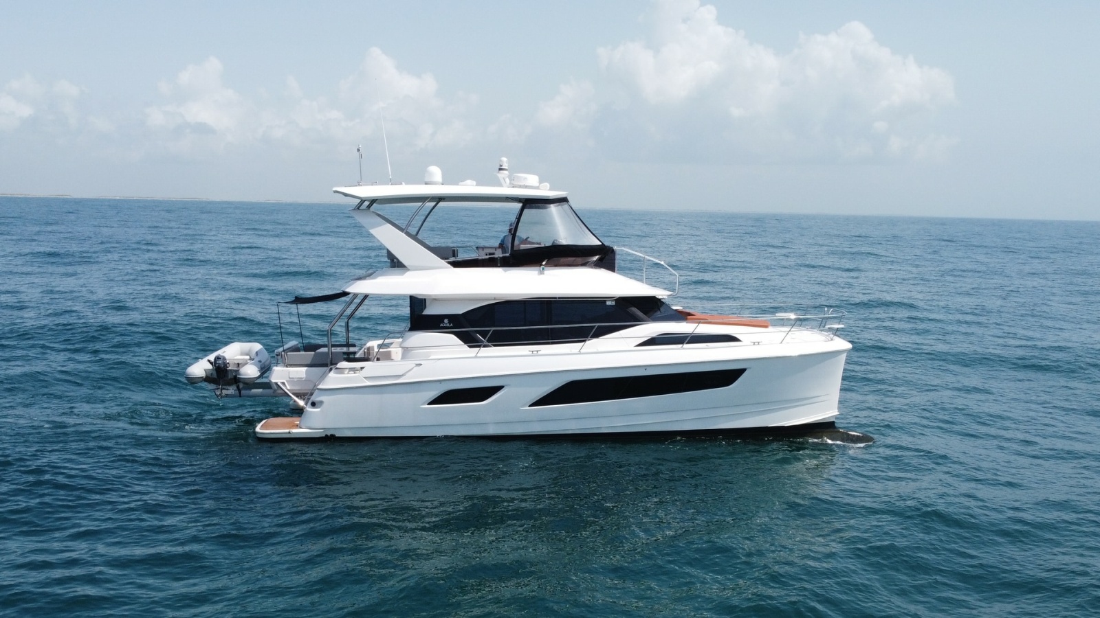 Side Profile of Aquila 44 CAT